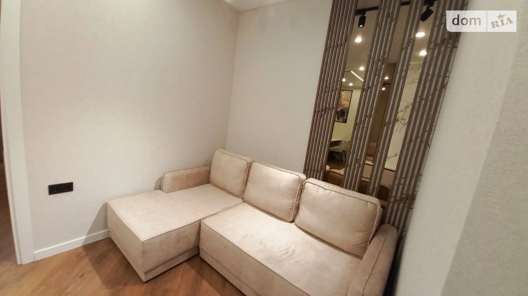 Продается 1-комнатная квартира 42.2 кв. м в Одессе, ул. Краснова, 3/61 - фото 4