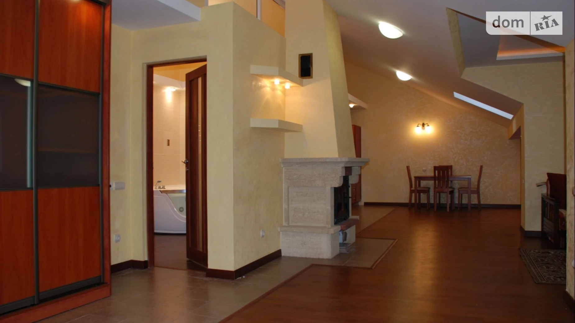 Продается 1-комнатная квартира 74 кв. м в, цена: 64000 $ - фото 2