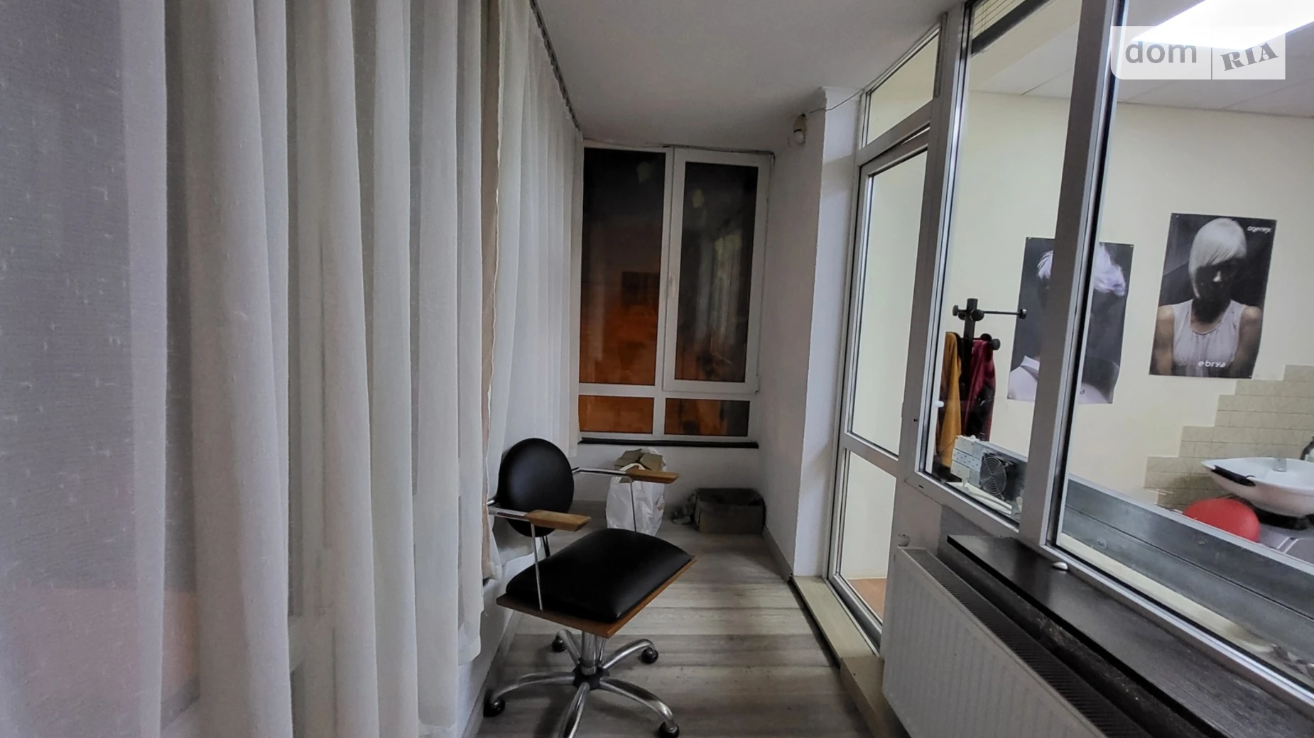 Продается офис 61.7 кв. м в бизнес-центре, цена: 125000 $ - фото 2