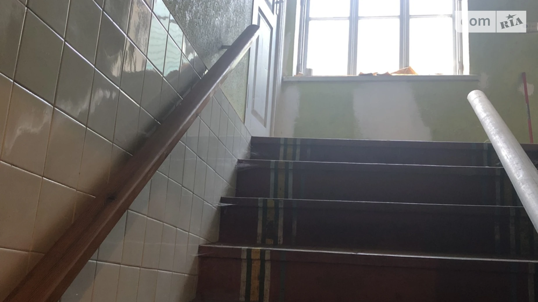 Продается дом на 3 этажа 170 кв. м с подвалом, цена: 35000 $ - фото 4