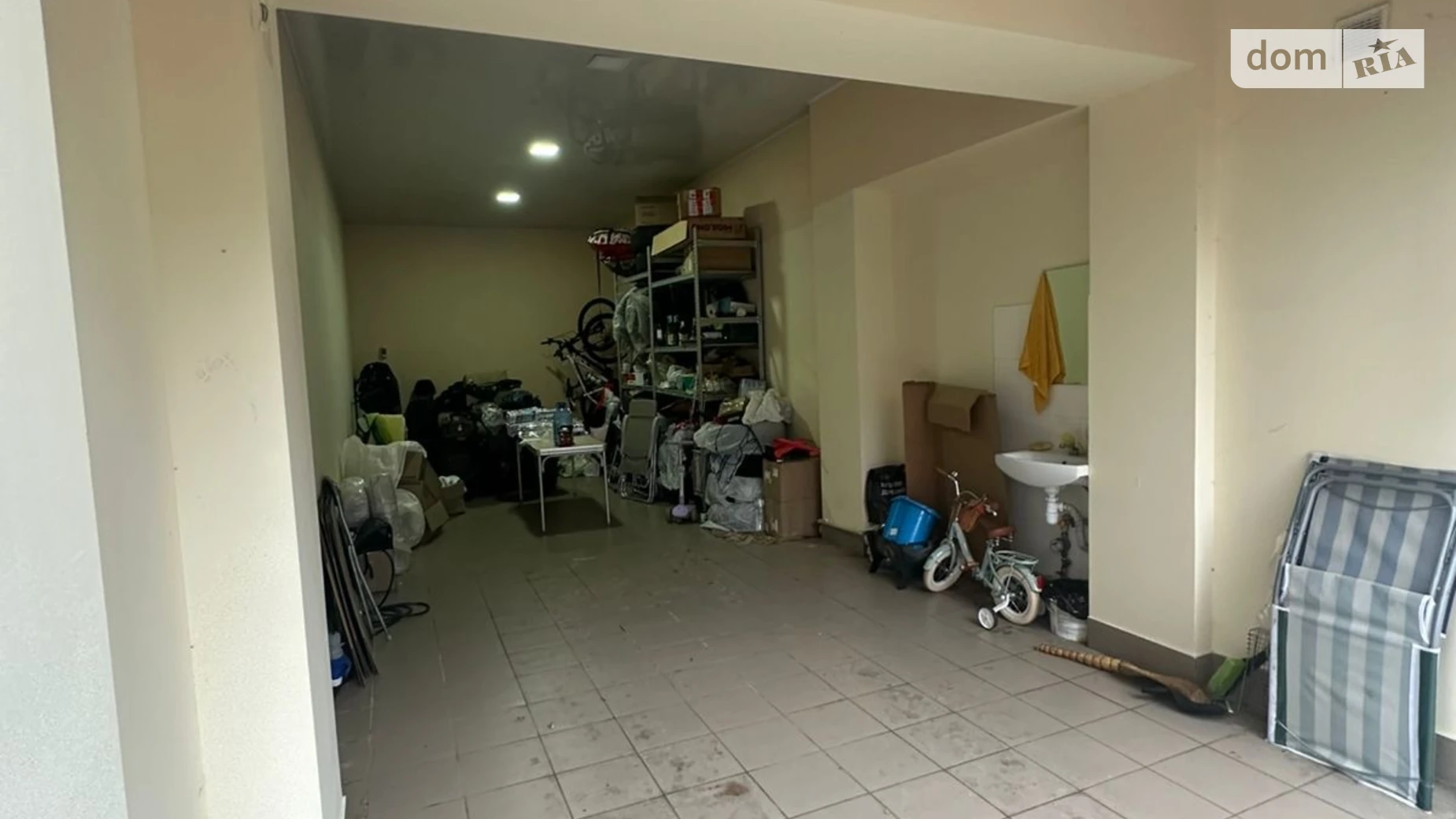 Продается отдельно стоящий гараж универсальный на 36 кв. м, цена: 28500 $ - фото 2