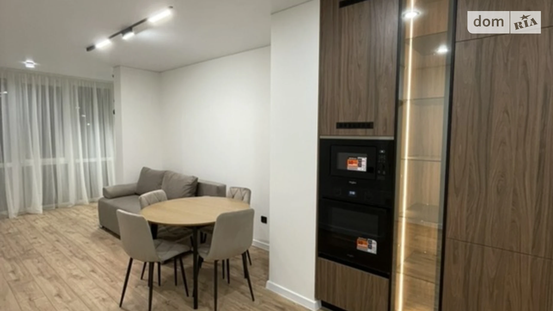 Продается 1-комнатная квартира 46.4 кв. м в Ужгороде, ул. Капушанская(Победы) - фото 2