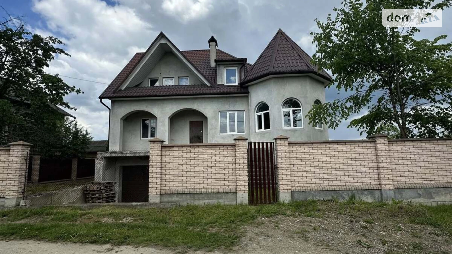 Продается дом на 2 этажа 278 кв. м с баней/сауной, цена: 125000 $ - фото 2