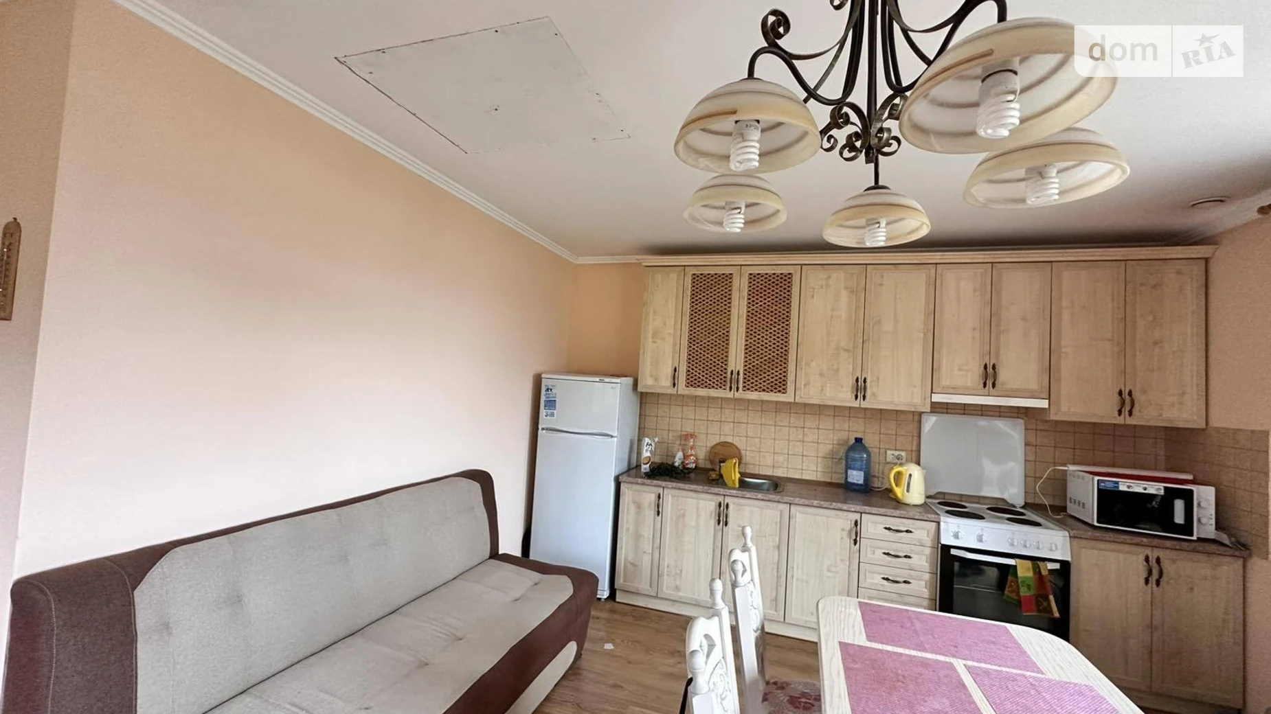 Продается дом на 2 этажа 82.5 кв. м с бассейном, цена: 150000 $ - фото 5