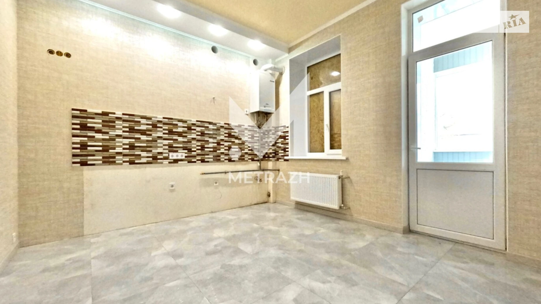 Продается 3-комнатная квартира 148.8 кв. м в Харькове, ул. Феодосийская, 32 - фото 2