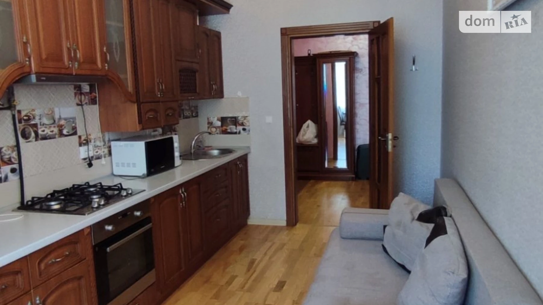 Продается 2-комнатная квартира 70 кв. м в Ужгороде, ул. Вишневая(Осипенко) - фото 4