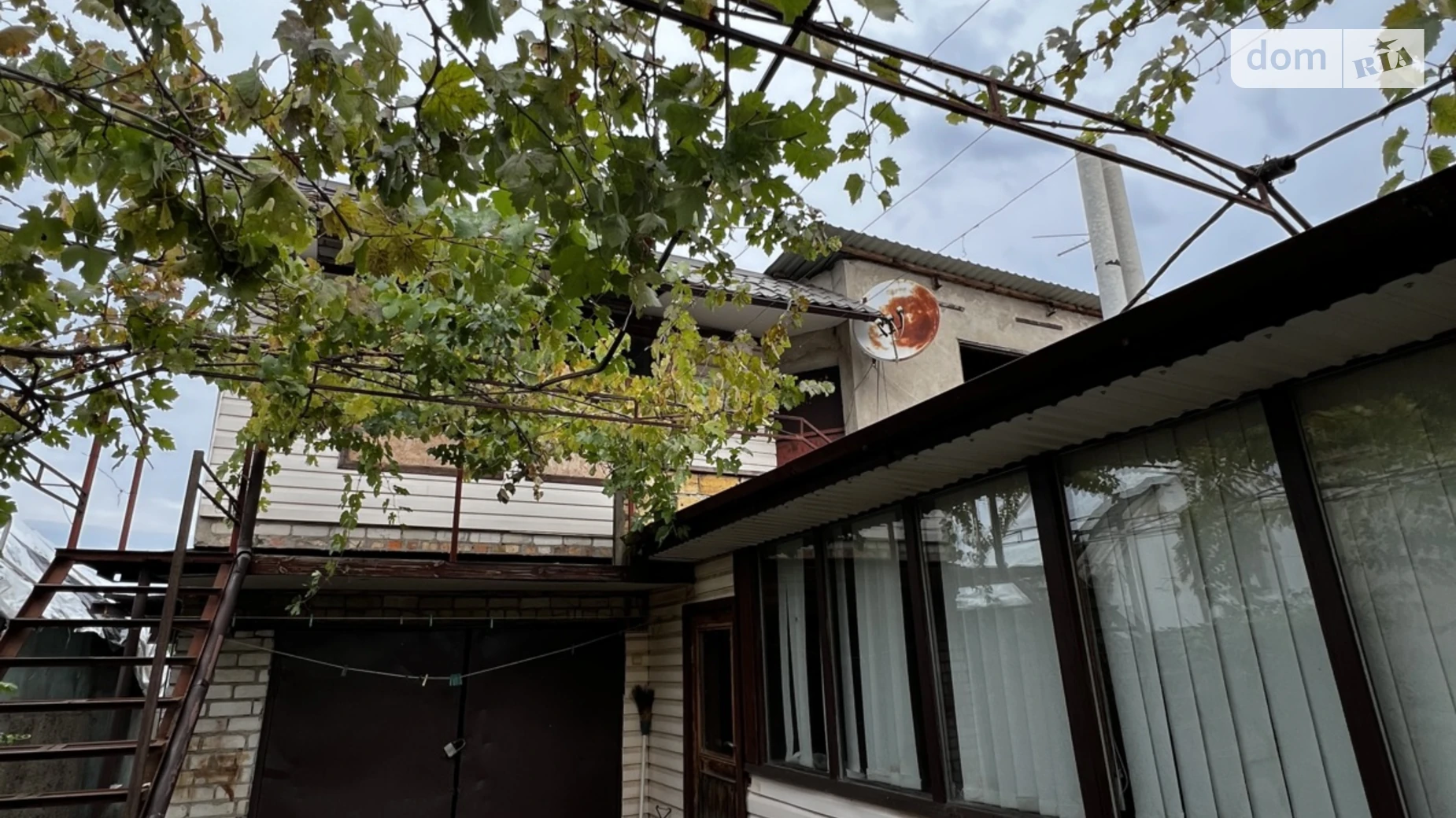 Продается одноэтажный дом 127 кв. м с садом, цена: 55300 $ - фото 2