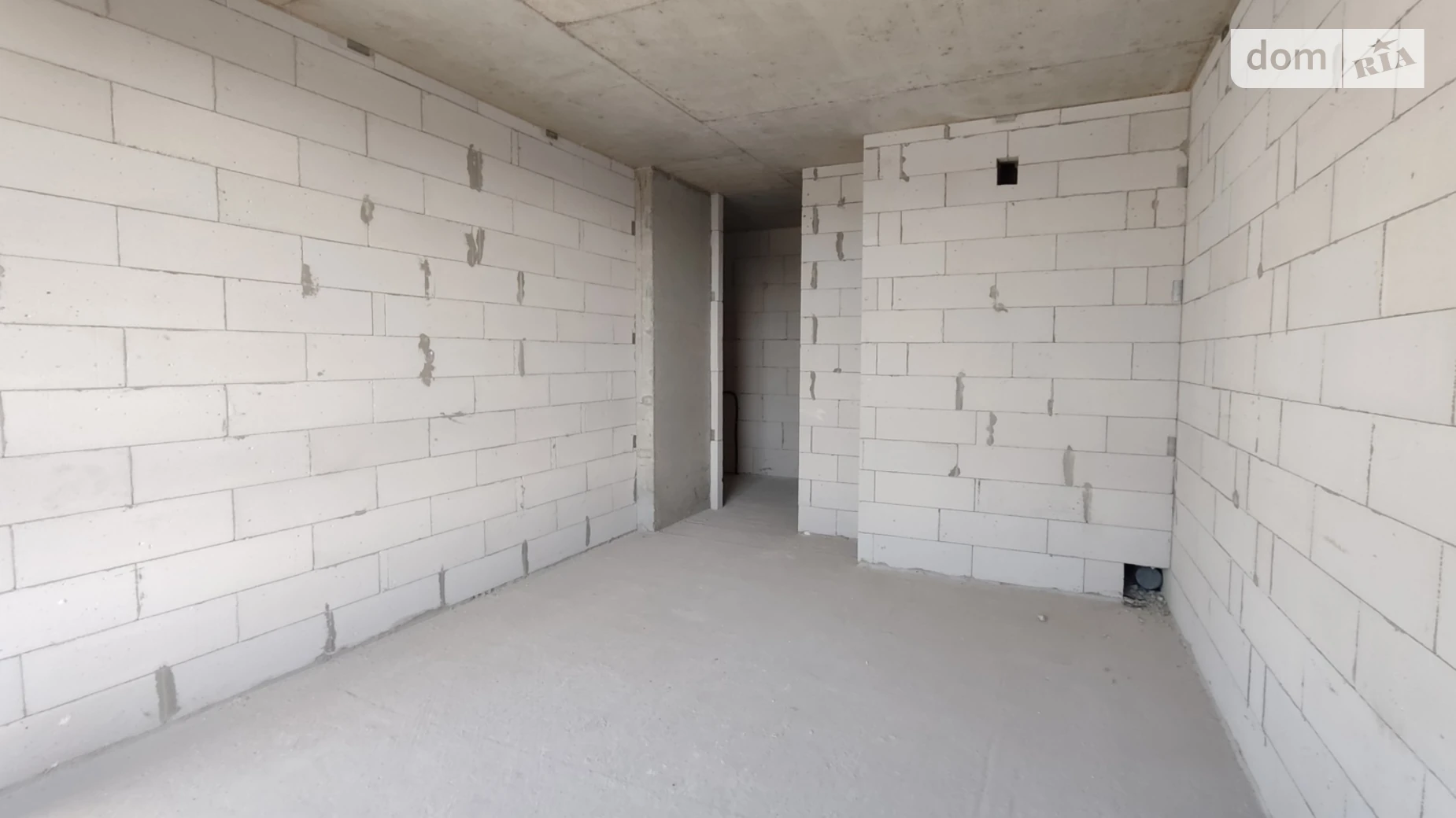 Продается 2-комнатная квартира 68 кв. м в Ивано-Франковске, ул. Флотская, 10Б - фото 2