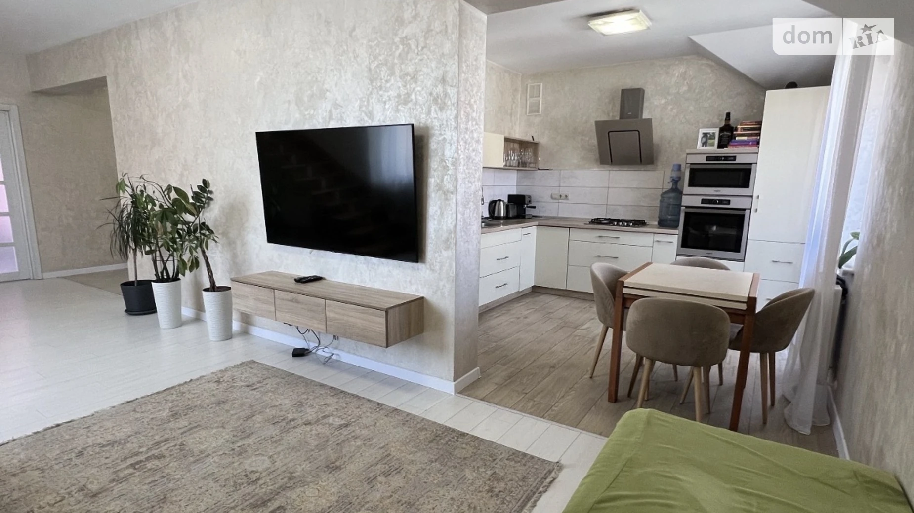 Продається 2-кімнатна квартира 107 кв. м у Ужгороді, вул. Єнківська, 27 - фото 2