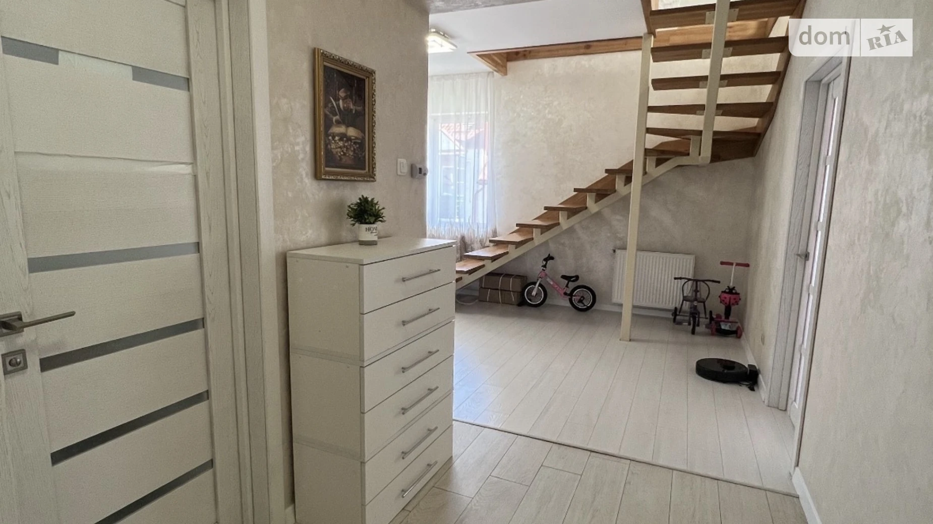 Продается 2-комнатная квартира 107 кв. м в Ужгороде, ул. Енковская, 27 - фото 5