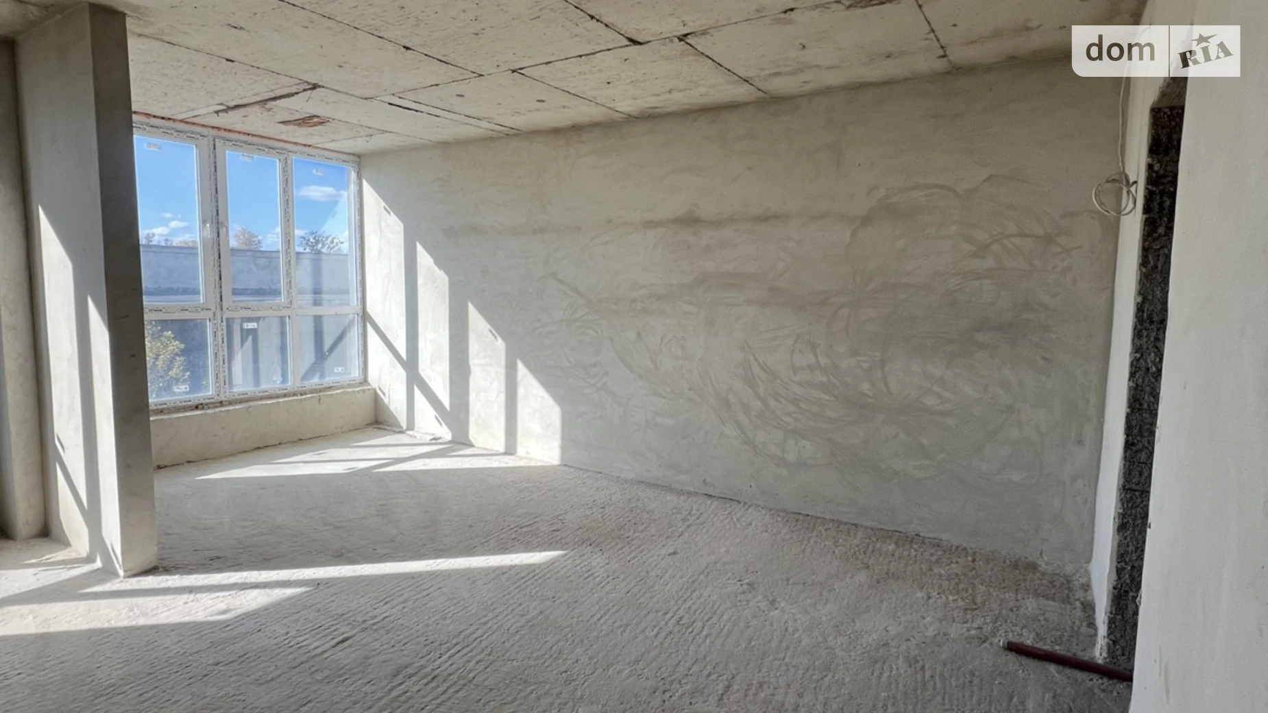 Продается 1-комнатная квартира 40 кв. м в Ивано-Франковске, ул. Вячеслава Черновола, 155 - фото 2