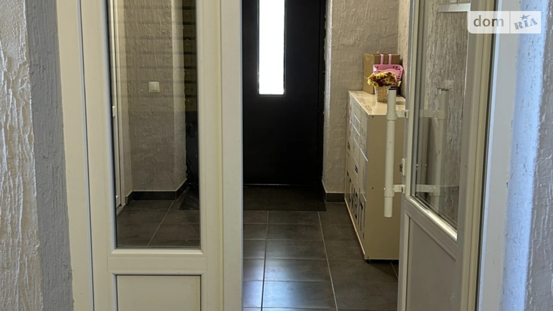 1-комнатная квартира 58.2 кв. м в Луцке, ул. Спутника, 12А - фото 4