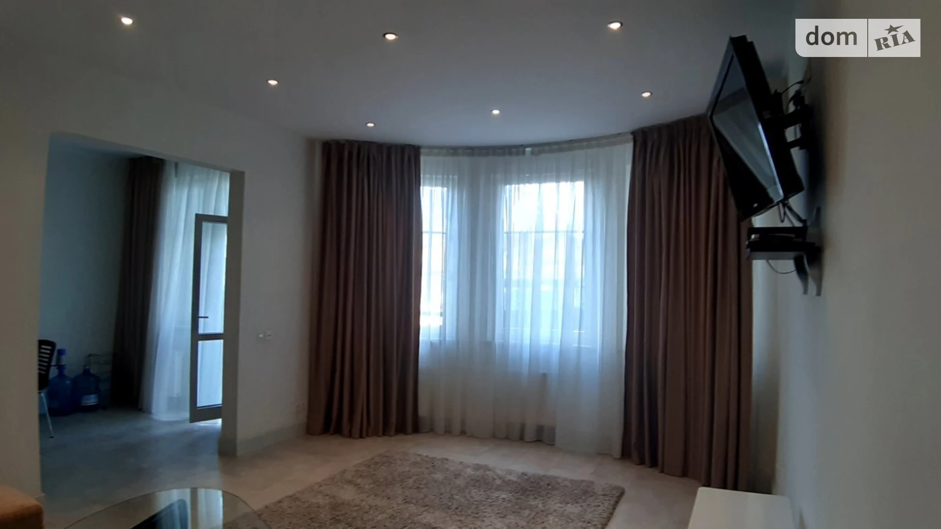 Сдается в аренду 2-комнатная квартира 71.2 кв. м в Киеве, ул. Гетмана Павла Скоропадского(Льва Толстого), 39 - фото 2