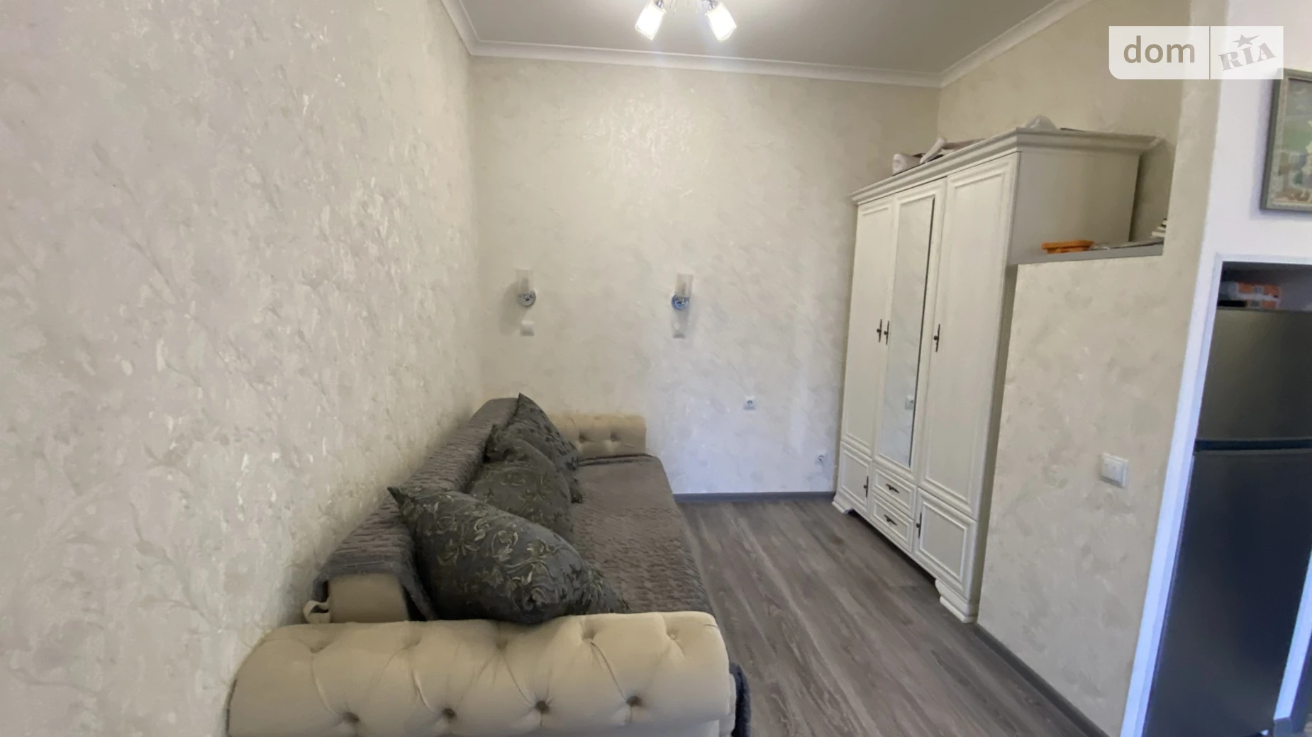 Продается 1-комнатная квартира 27 кв. м в Одессе, ул. Сергея Шелухина(Александра Невского), 68 - фото 2