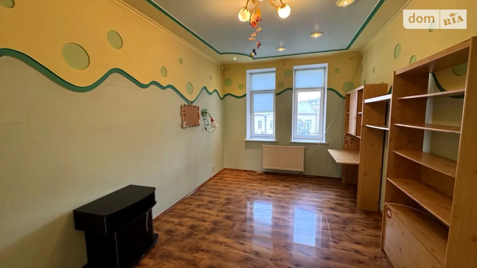 Продается 3-комнатная квартира 138 кв. м в Киеве, ул. Дмитриевская, 48Г - фото 2