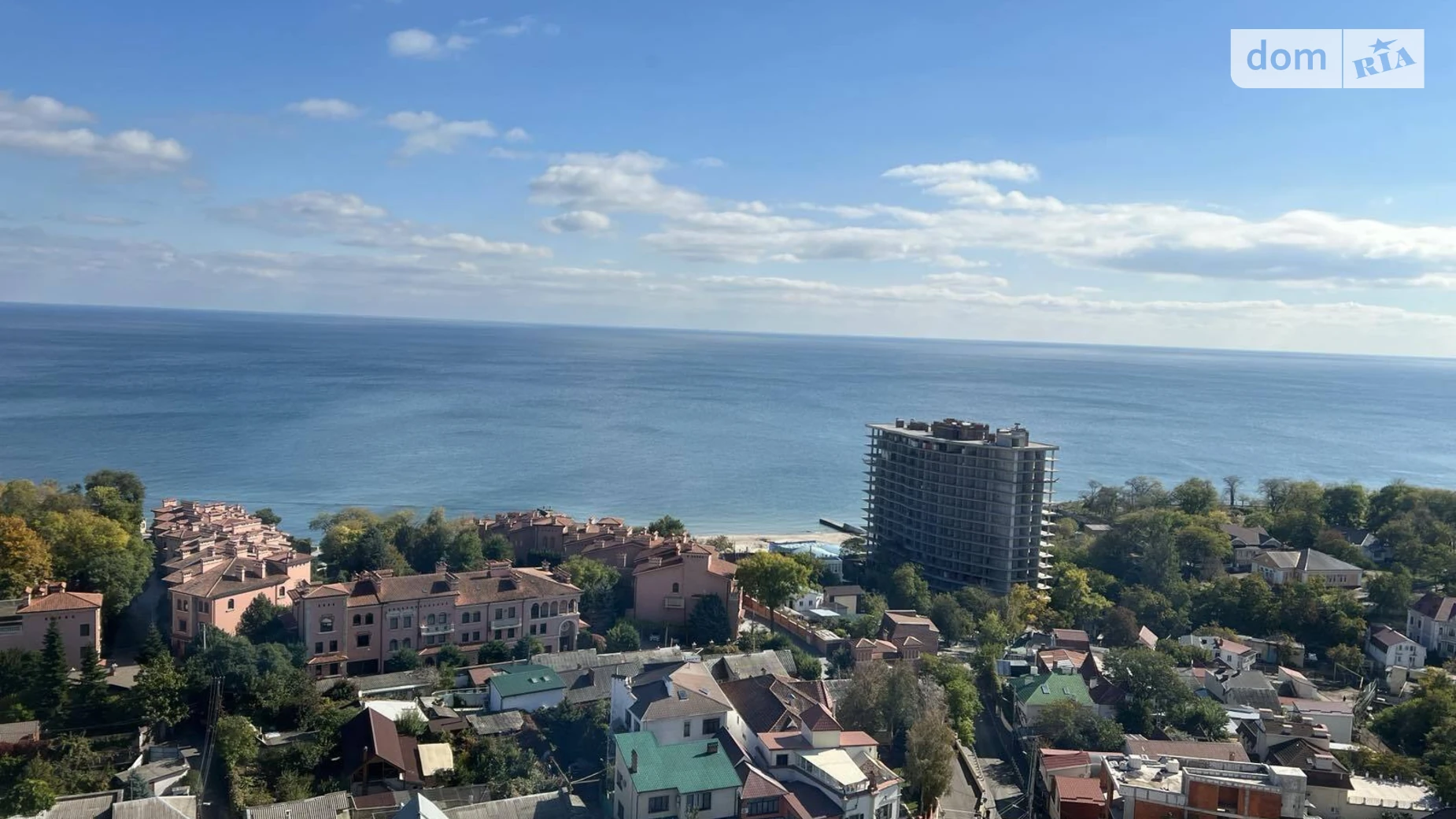 Продается 1-комнатная квартира 47 кв. м в Одессе, ул. Дача Ковалевского, 5 - фото 2