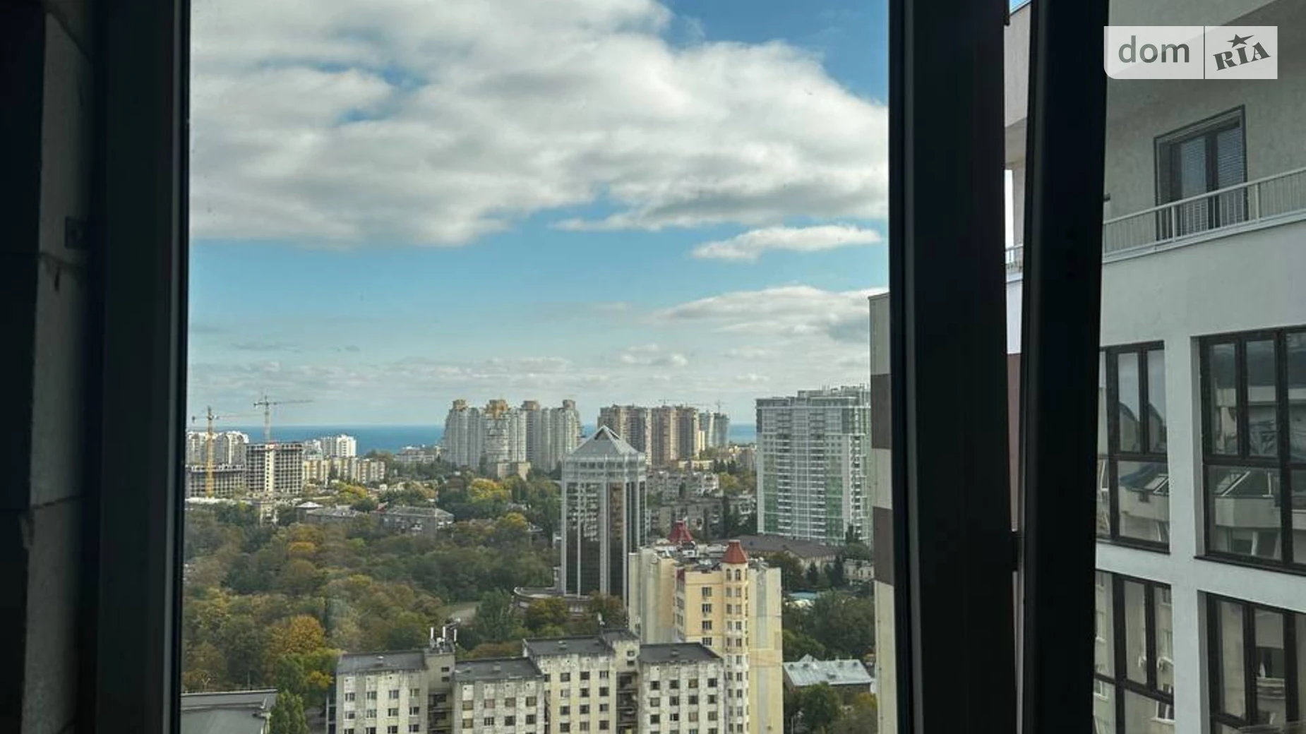 Продается 1-комнатная квартира 52.81 кв. м в Одессе, пер. Среднефонтанский, 1А - фото 2