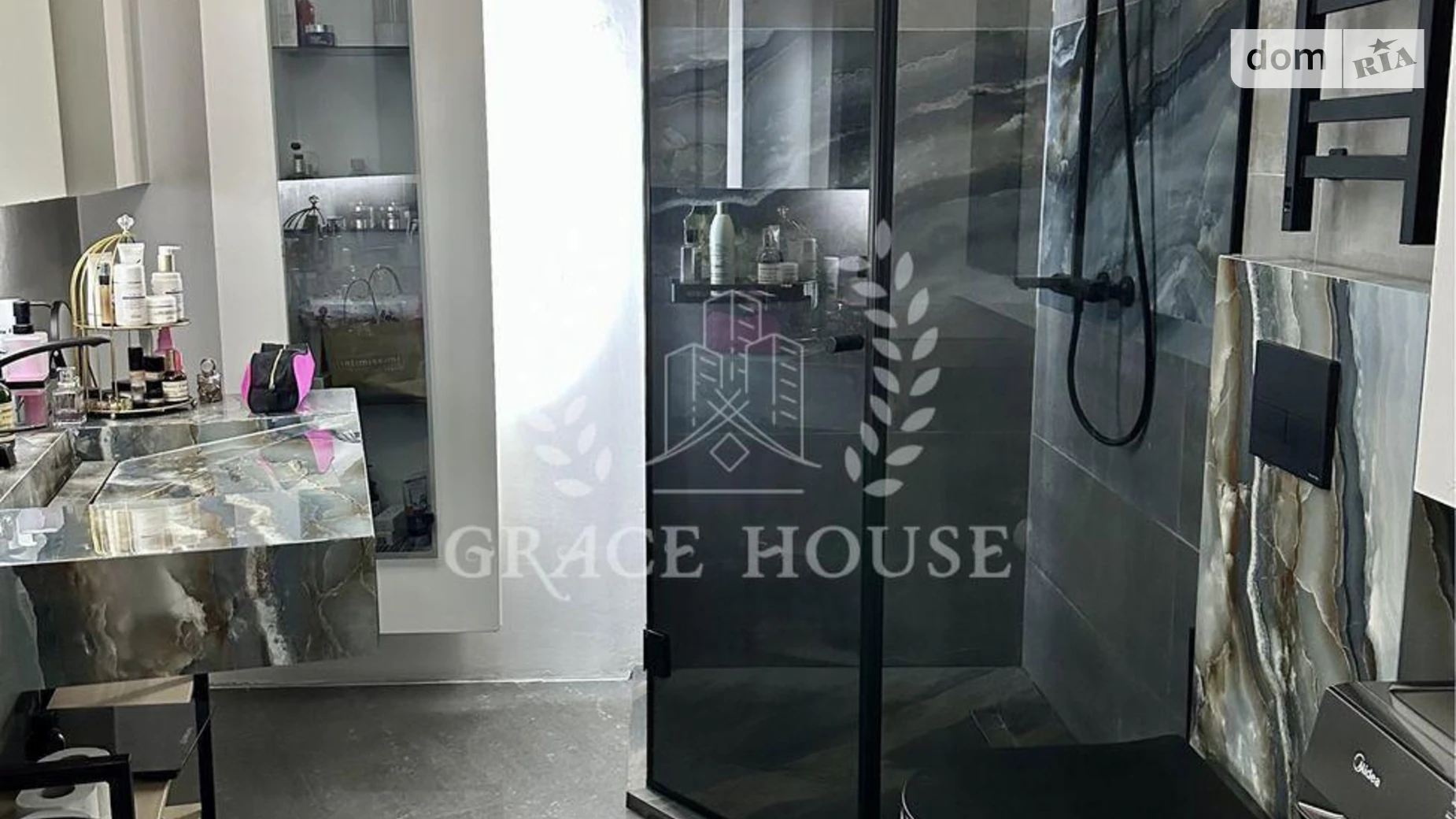 Сдается в аренду дом на 3 этажа 270 кв. м с бассейном, цена: 3500 $ - фото 3