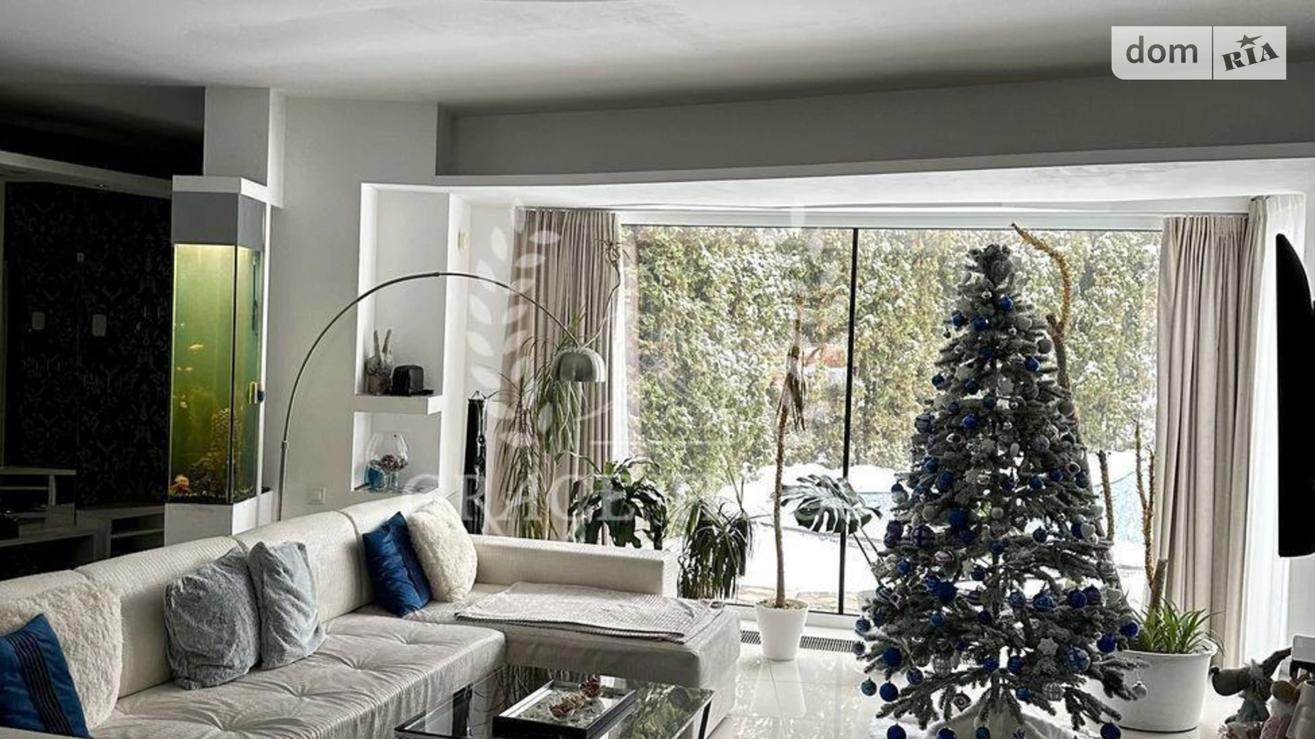 Сдается в аренду дом на 3 этажа 270 кв. м с бассейном, цена: 3500 $ - фото 2