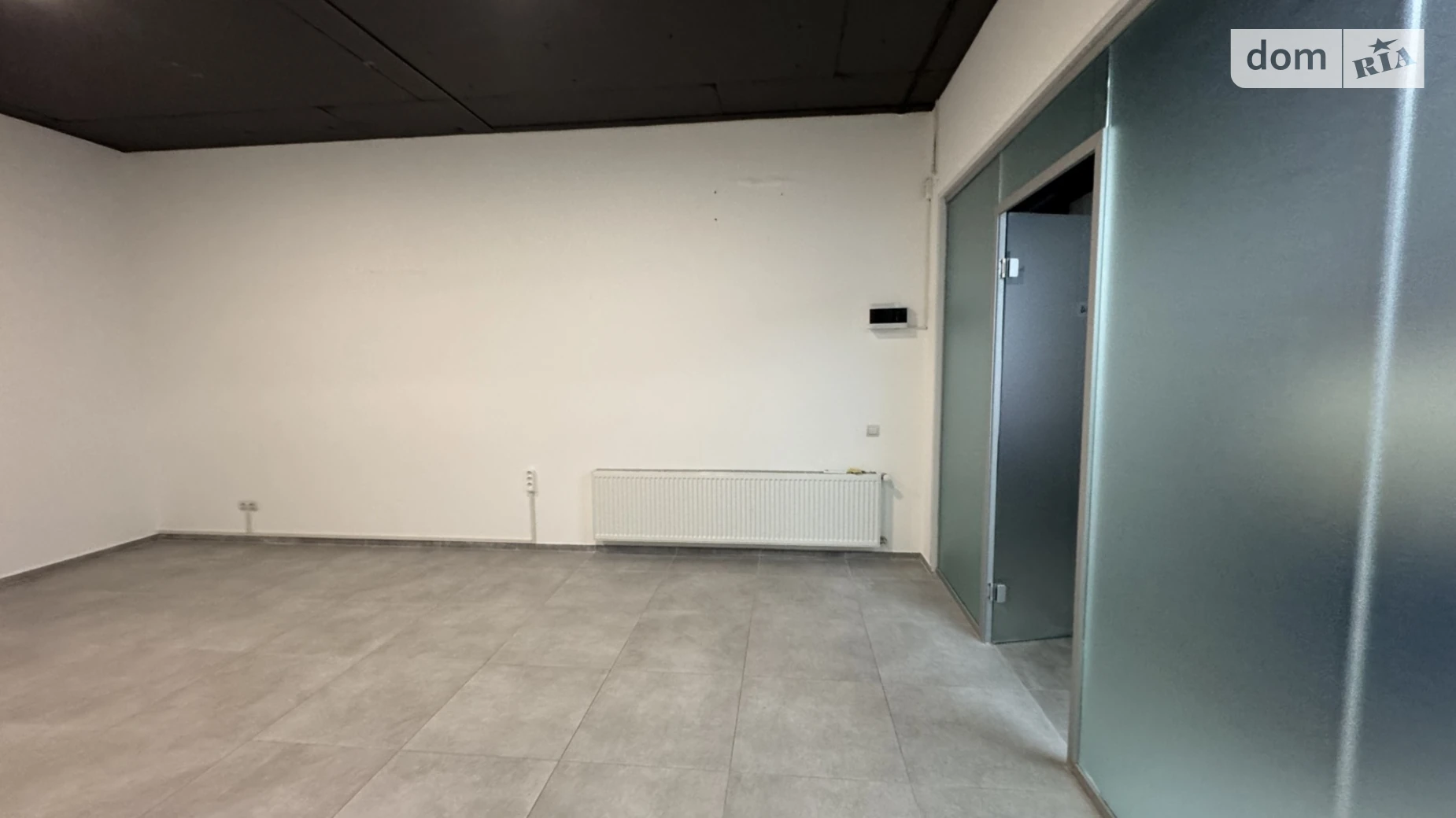 Продається офіс 35 кв. м в бізнес-центрі, цена: 37000 $ - фото 3