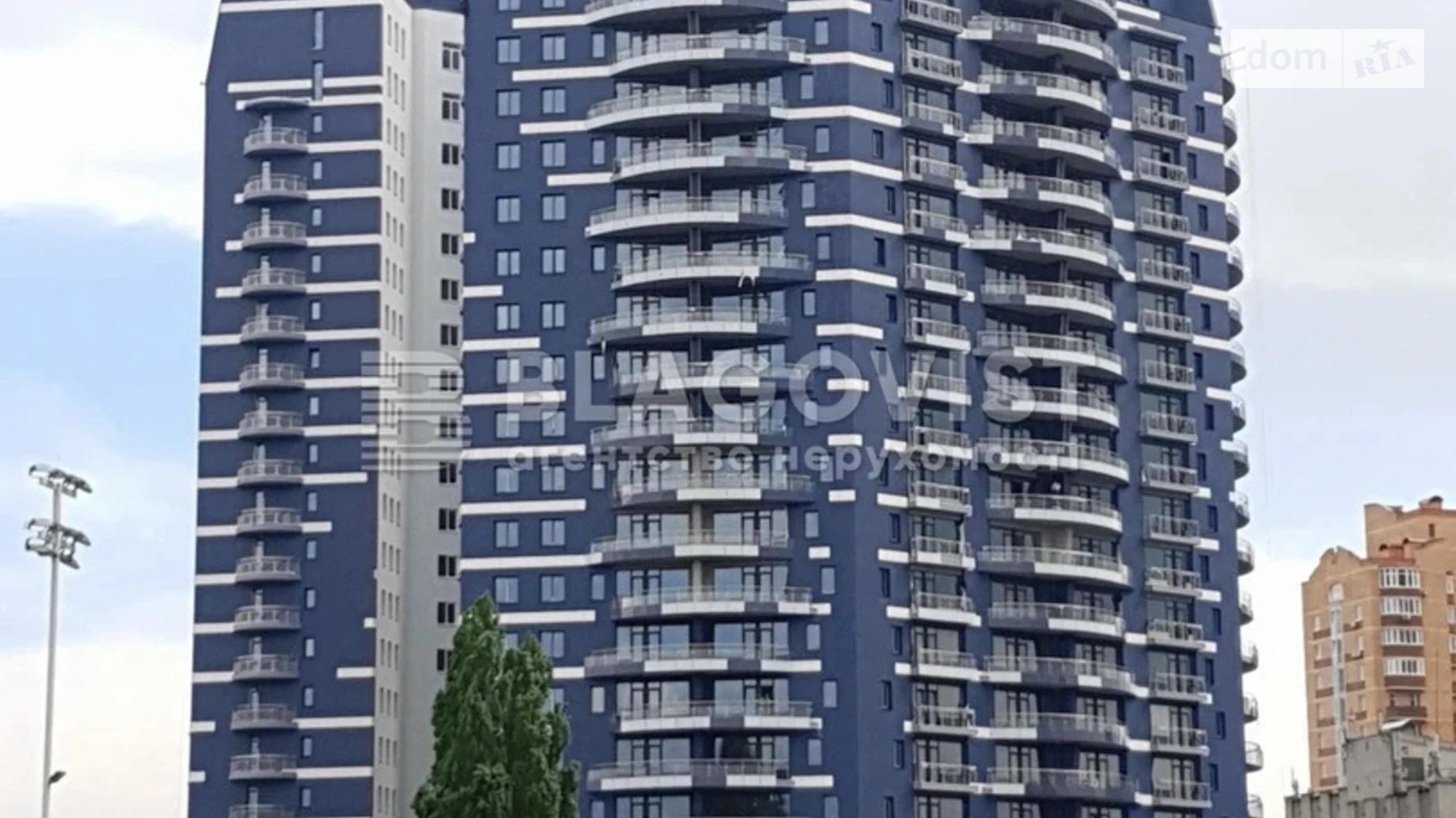 Продается 1-комнатная квартира 71 кв. м в Киеве, пер. Лабораторный, 7 - фото 3