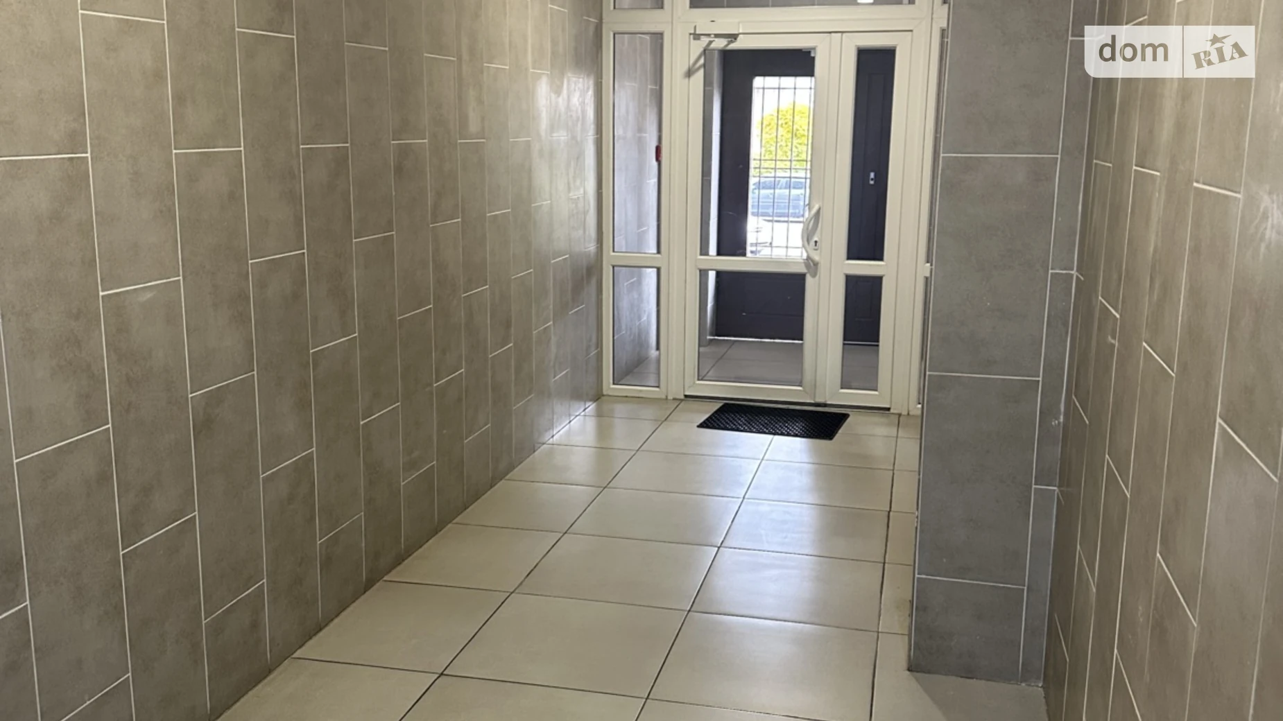 Продается 1-комнатная квартира 84 кв. м в Слобожанском, ул. Спортивная, 1 - фото 2