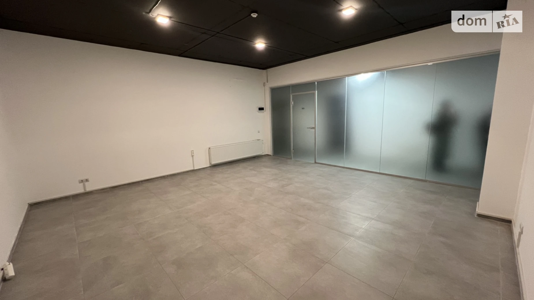 Продається офіс 35 кв. м в бізнес-центрі, цена: 37000 $ - фото 3