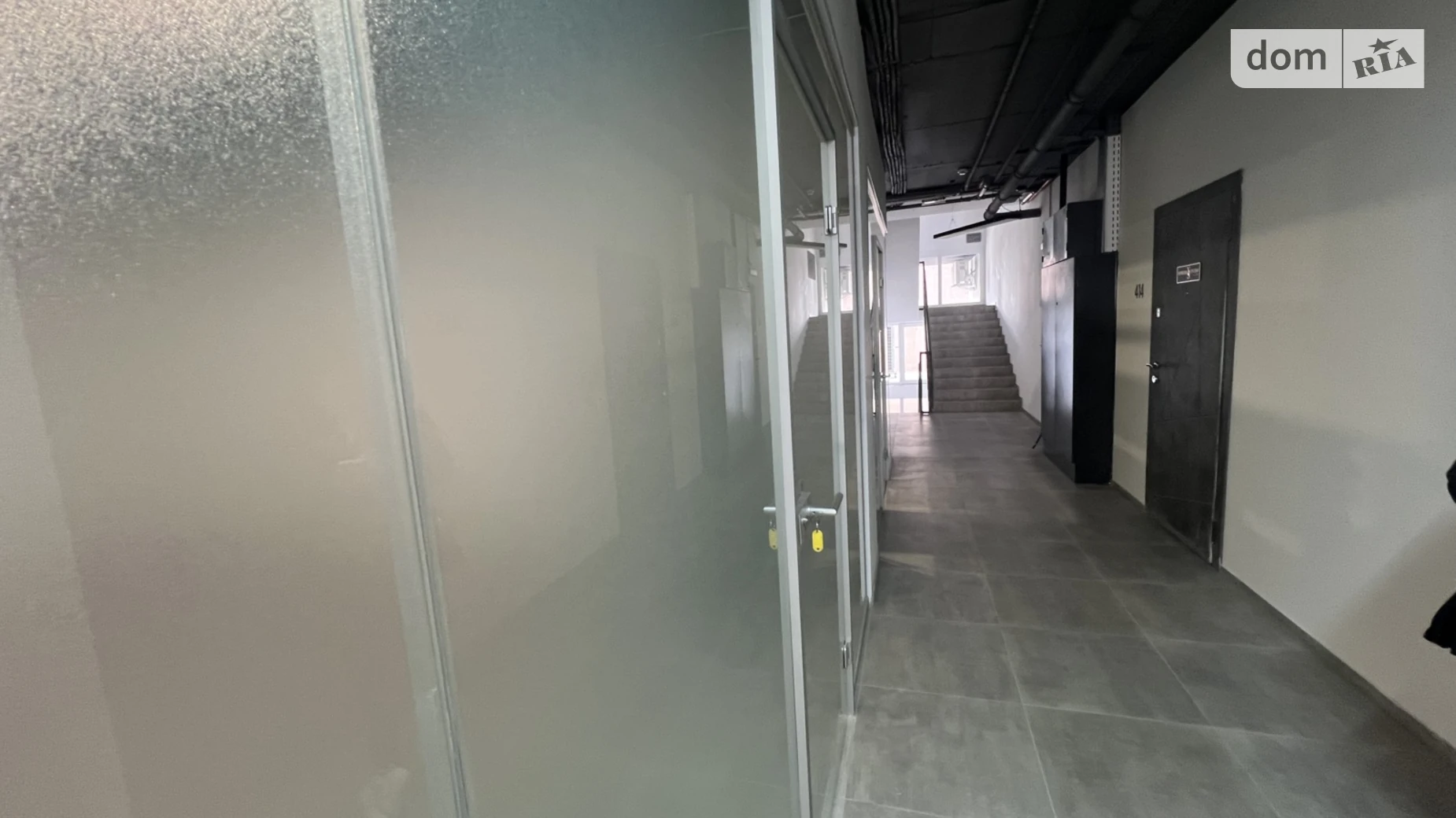 Продається офіс 35 кв. м в бізнес-центрі, цена: 37000 $ - фото 5