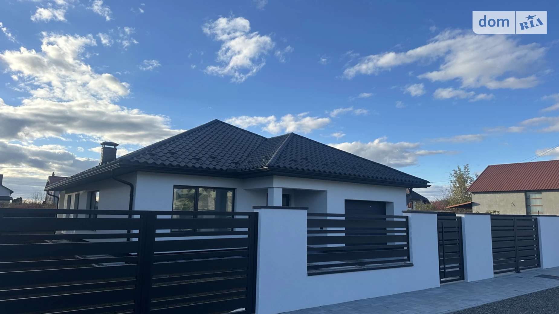 Продається одноповерховий будинок 160 кв. м з балконом, цена: 140000 € - фото 3