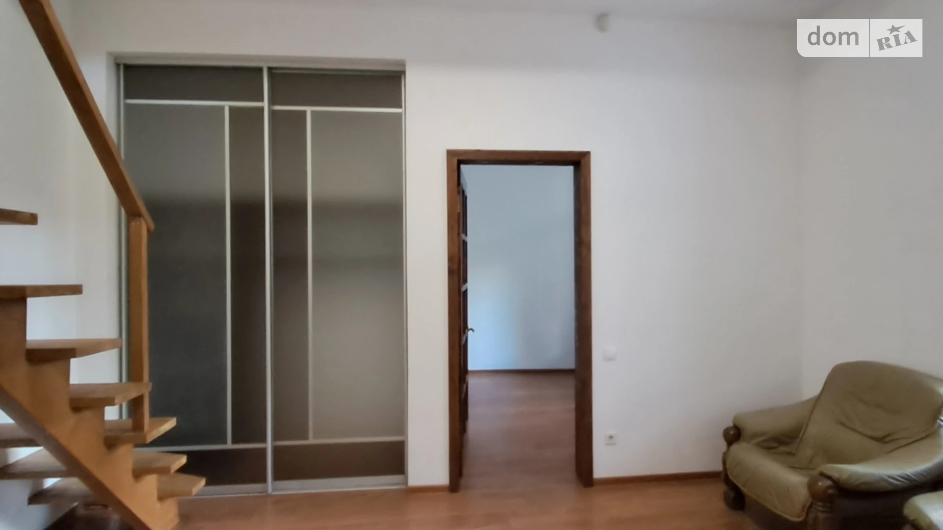 Продается 3-комнатная квартира 100 кв. м в Черновцах, ул. Шевченко Тараса - фото 2