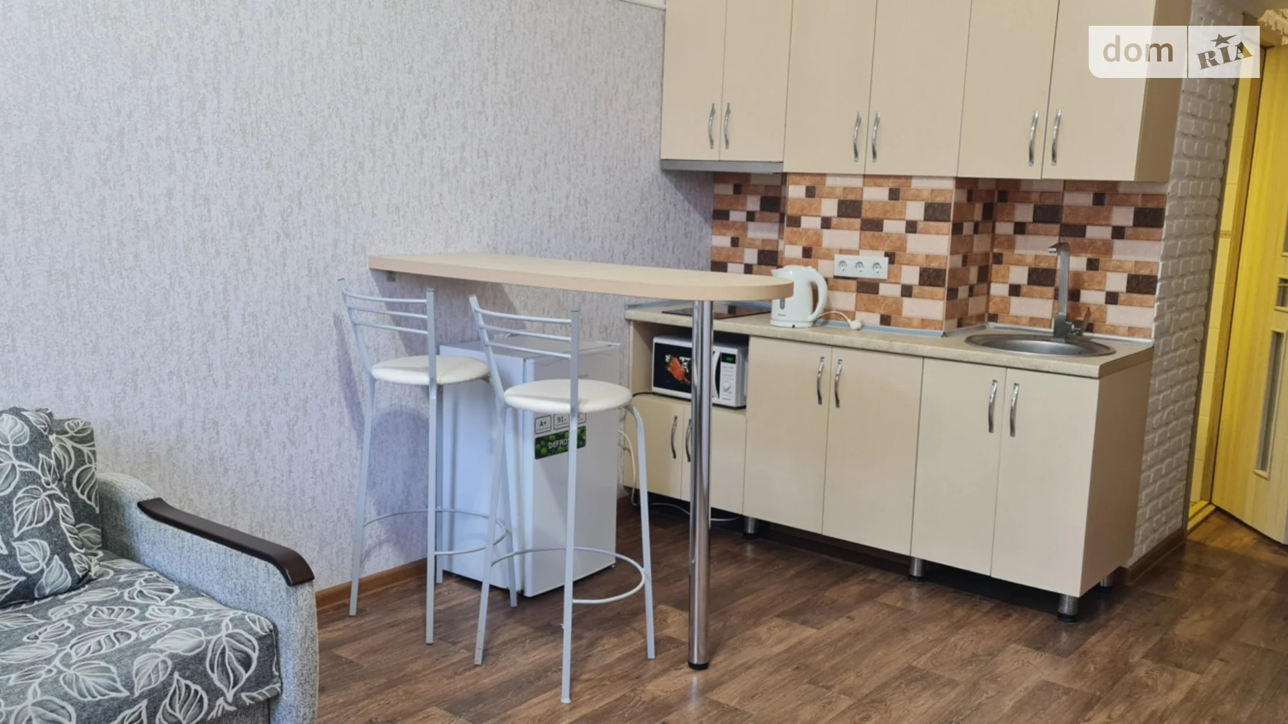 Продается 1-комнатная квартира 37.5 кв. м в Харькове, ул. Гвардейцев-Широнинцев, 39А - фото 3