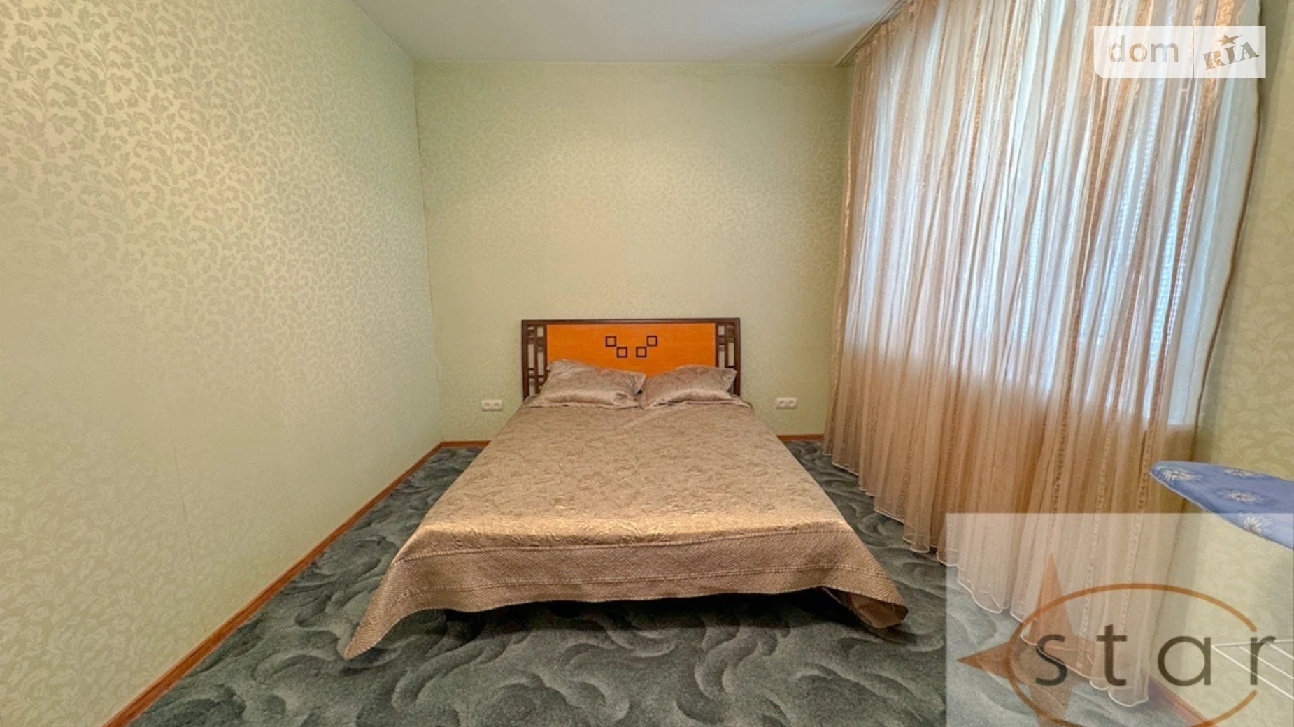 Продається 2-кімнатна квартира 64.9 кв. м у Чернігові, просп. Перемоги, 114 - фото 3