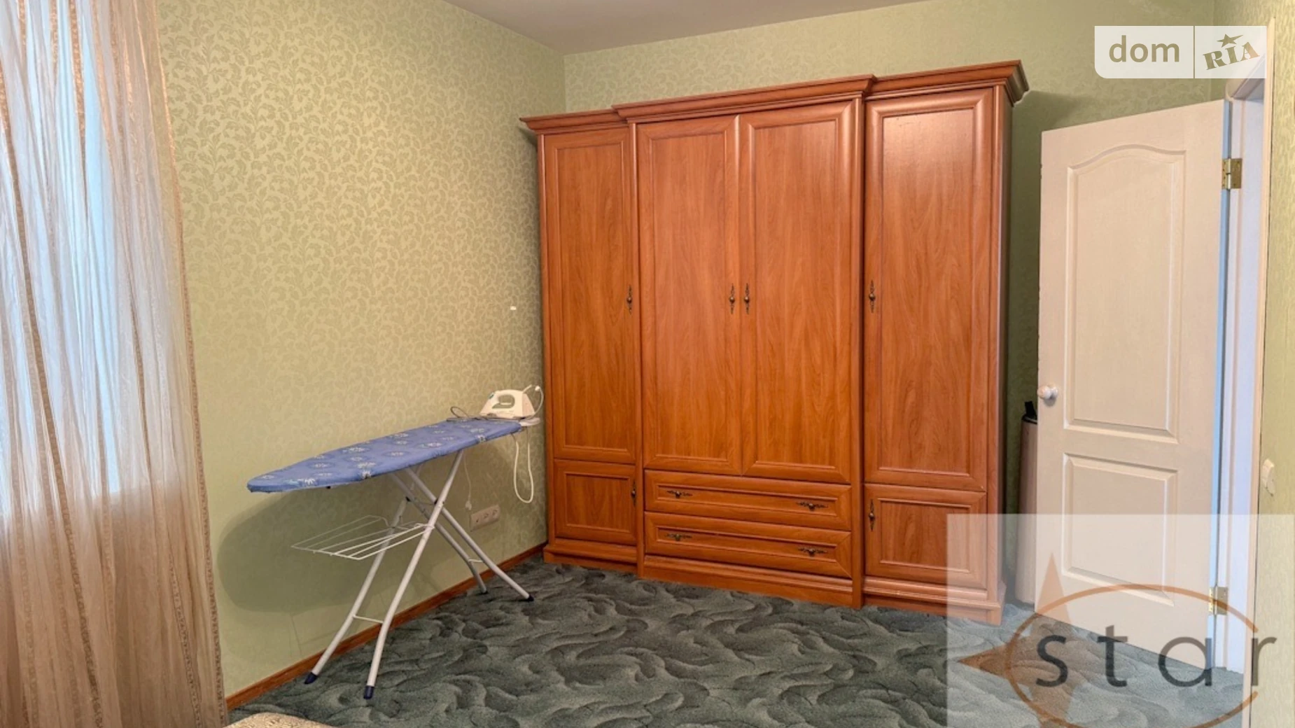 Продається 2-кімнатна квартира 64.9 кв. м у Чернігові, просп. Перемоги, 114 - фото 4