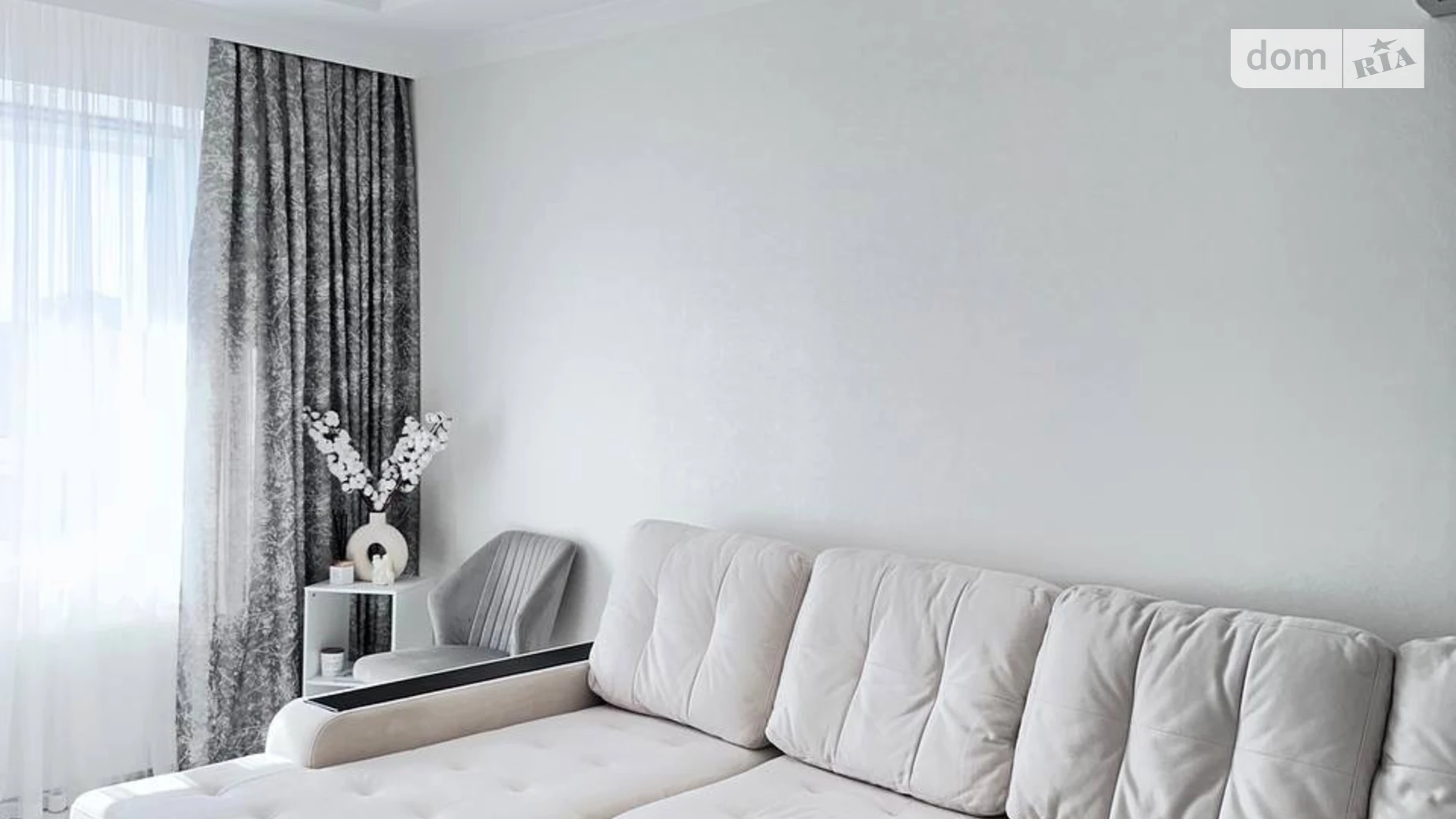 Продается 1-комнатная квартира 51.8 кв. м в Хмельницком, ул. Степана Бандеры, 15 - фото 2