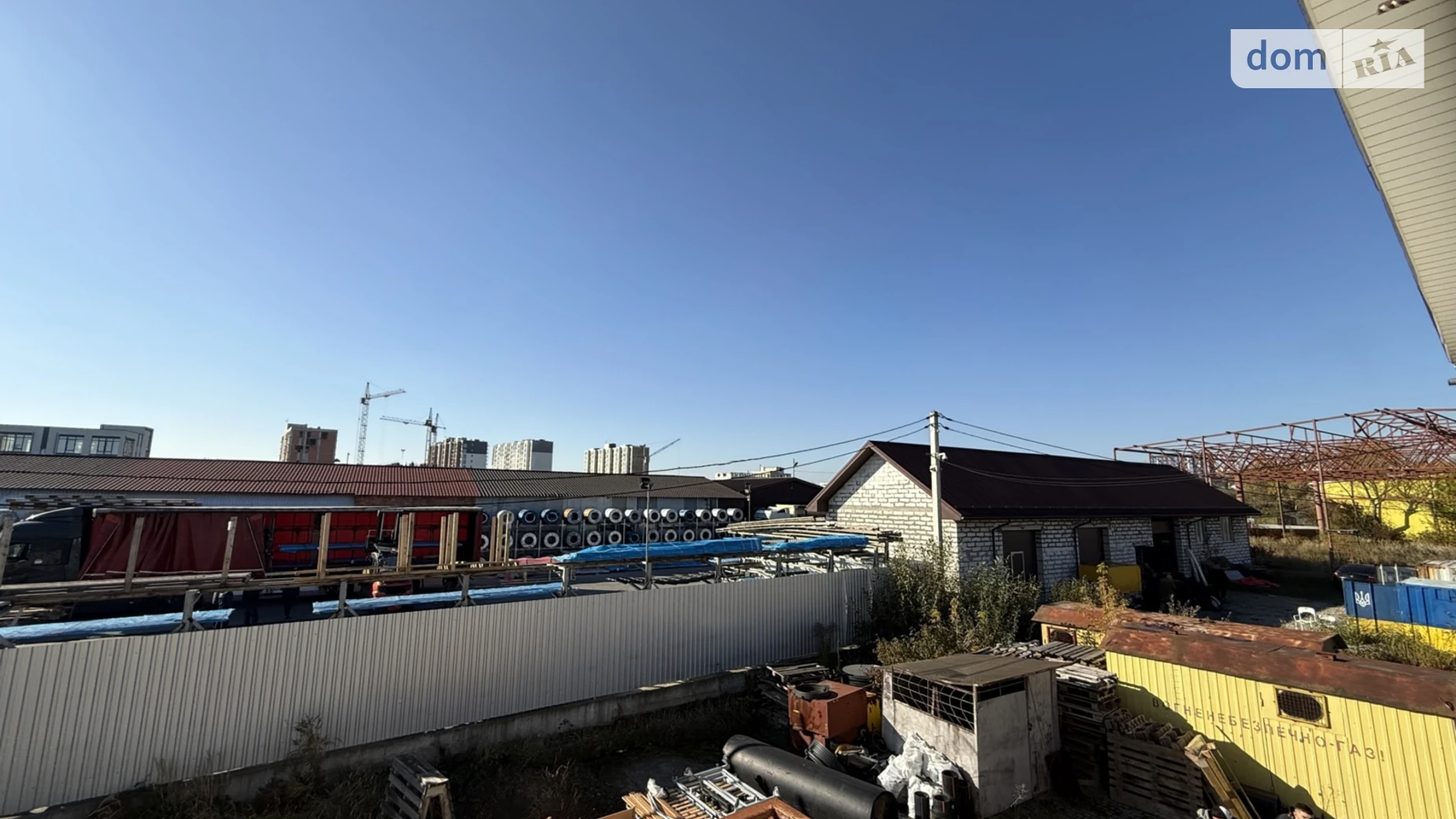 Сдается в аренду офис 106 кв. м в бизнес-центре, цена: 500 $ - фото 2