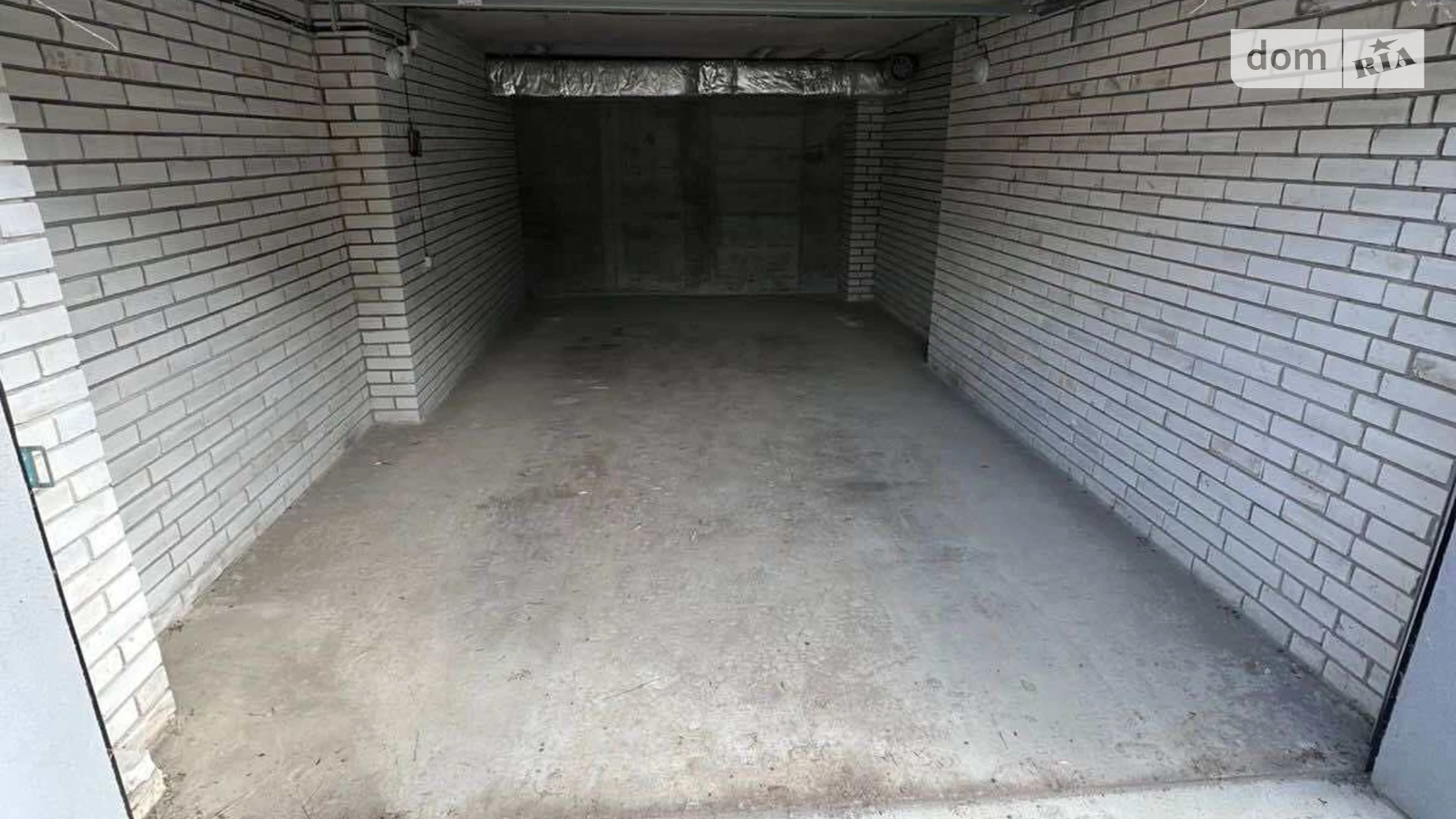 Сдается в аренду отдельно стоящий гараж под легковое авто на 24 кв. м, цена: 6000 грн - фото 4