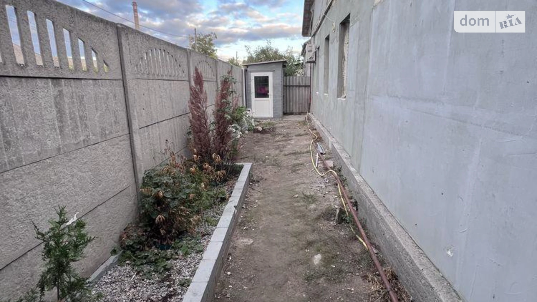 Продается дом на 2 этажа 97 кв. м с садом, цена: 33000 $ - фото 3