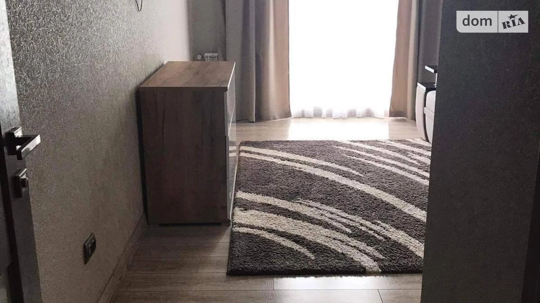 3-комнатная квартира 83 кв. м в Тернополе, ул. Героев Чернобыля - фото 3