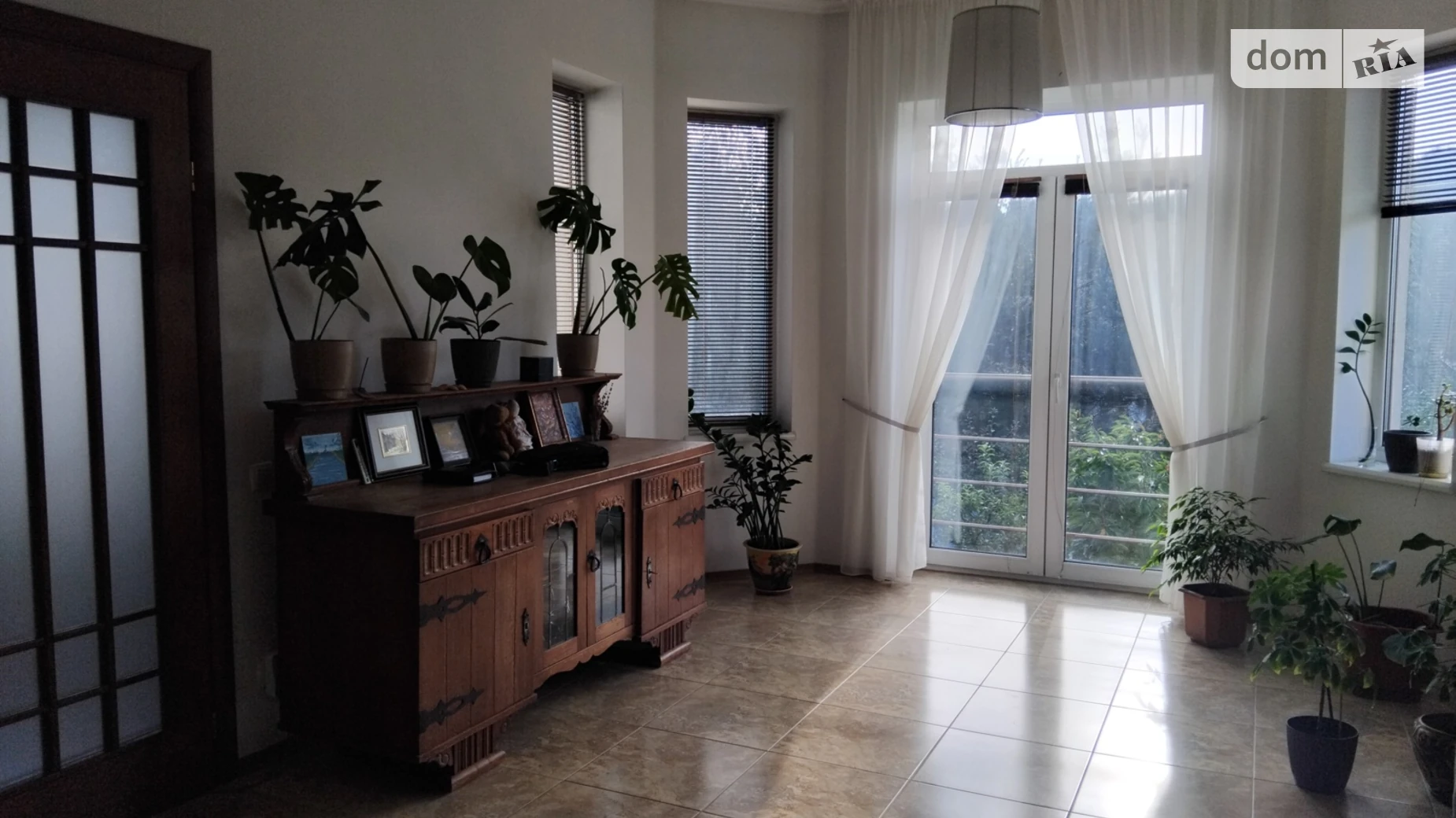 Сдается в аренду дом на 2 этажа 255 кв. м с террасой, цена: 1000 $ - фото 5