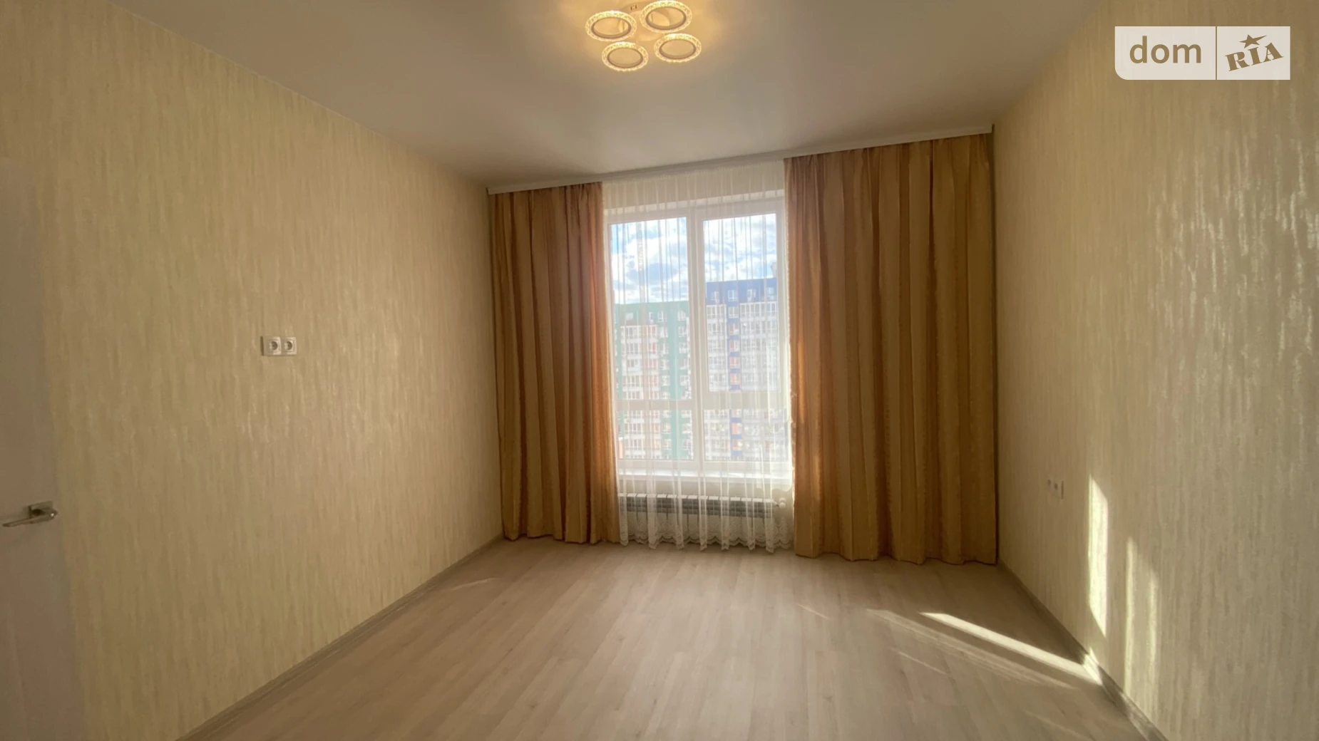 Продается 1-комнатная квартира 37 кв. м в Лиманке, ул. Жемчужная - фото 3