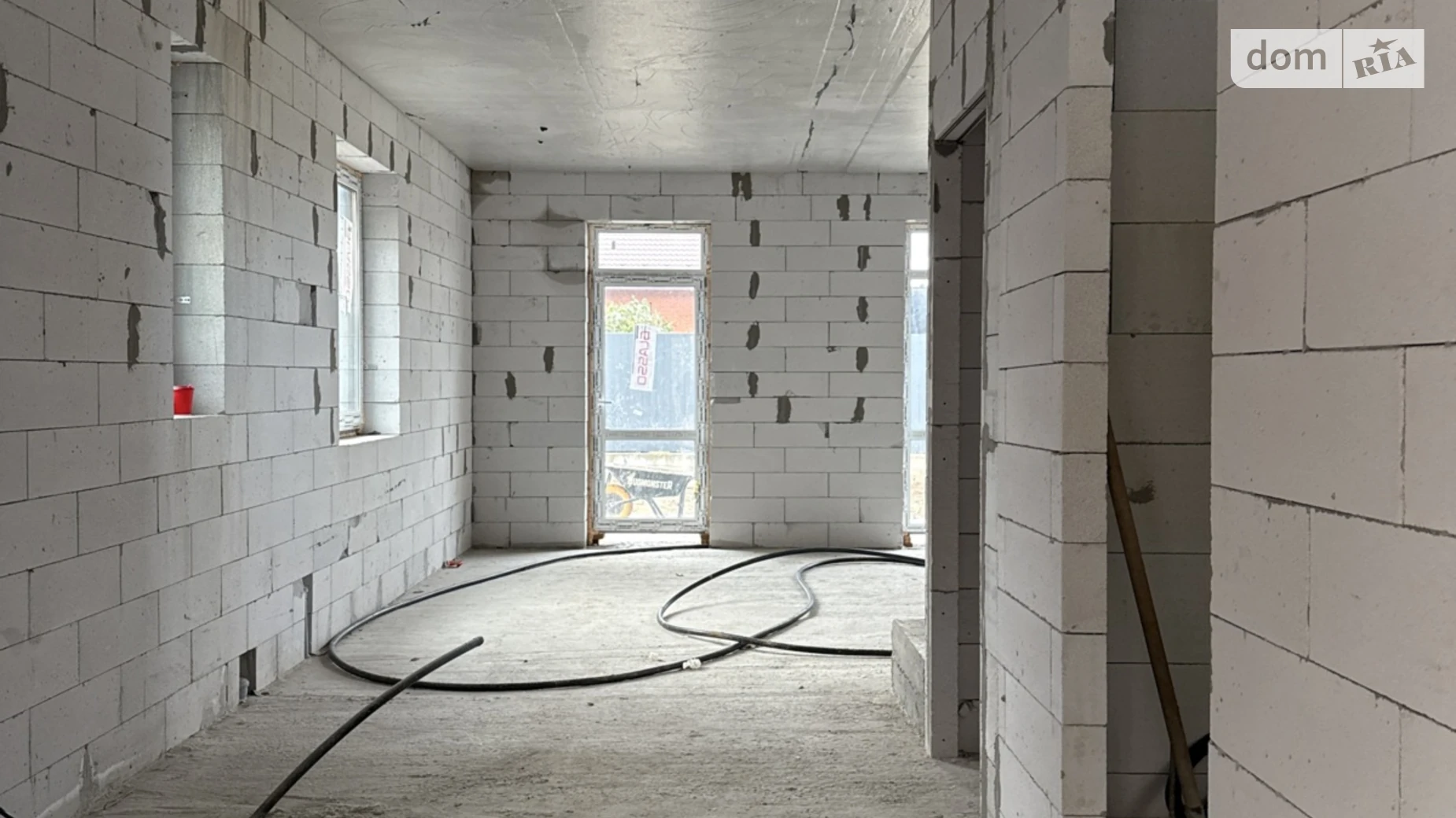 Продается дом на 2 этажа 112 кв. м с камином, цена: 79000 $ - фото 3