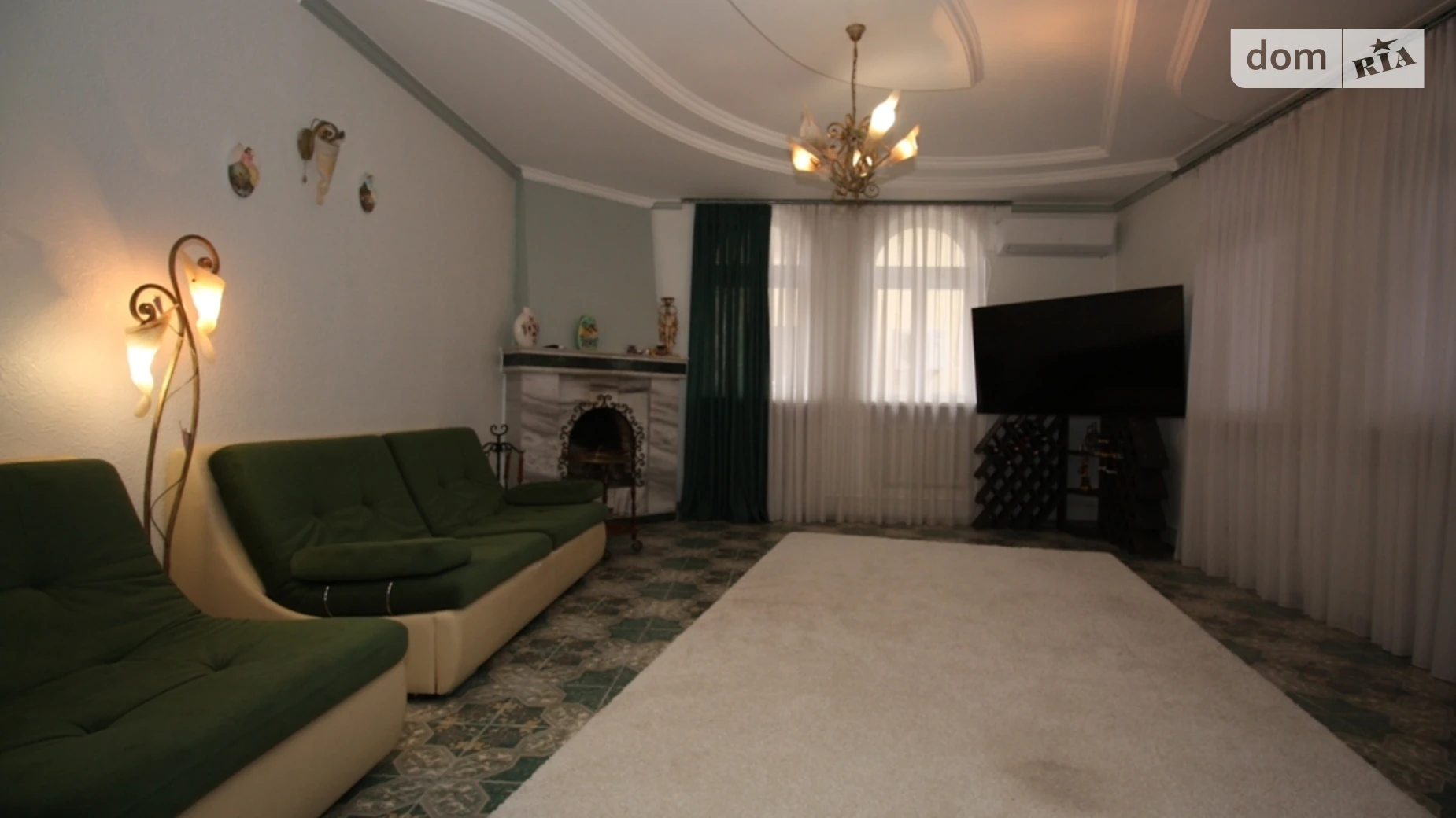 Продается дом на 2 этажа 234 кв. м с камином, цена: 129999 $ - фото 5