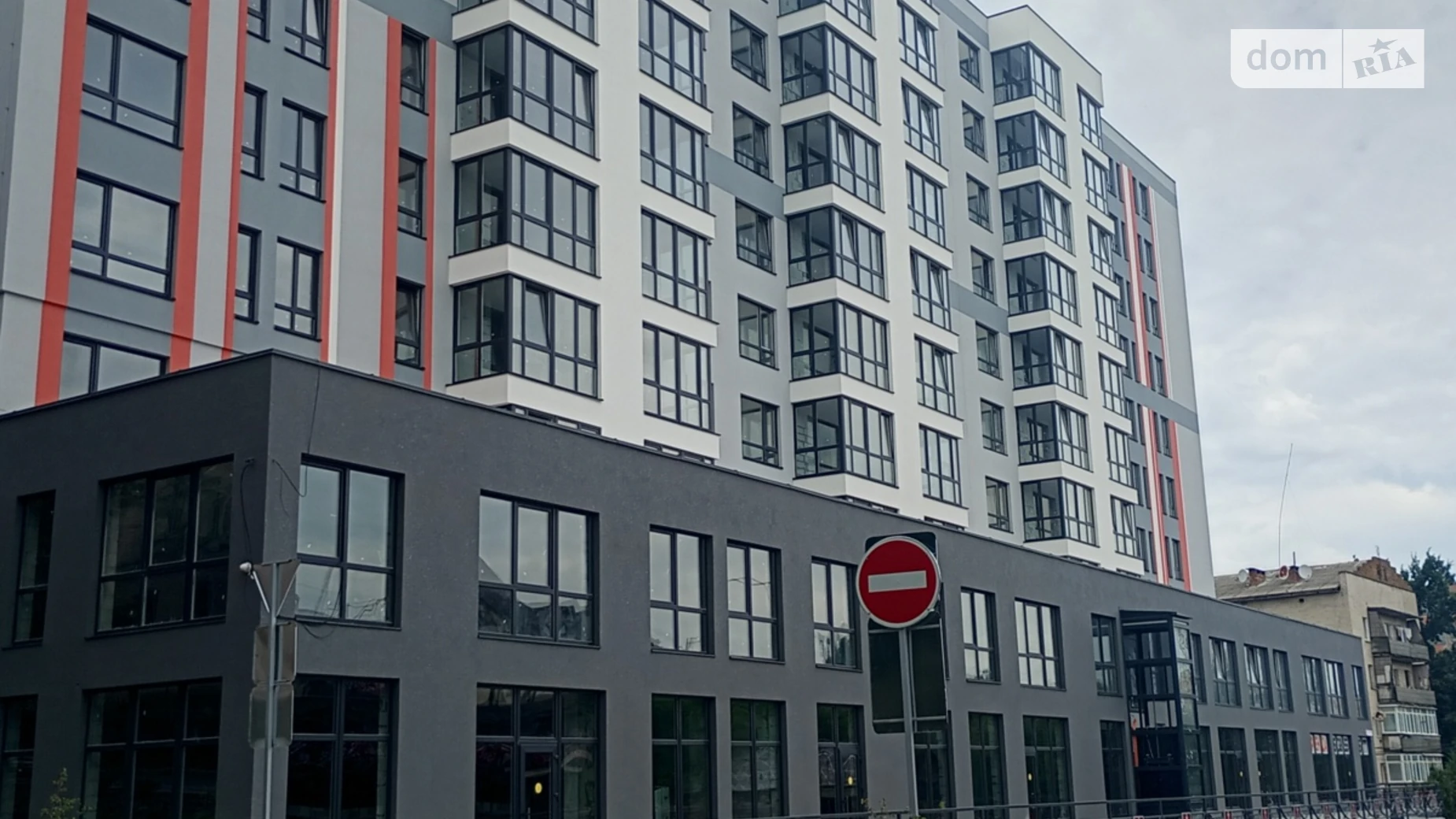 Продается 2-комнатная квартира 80 кв. м в Виннице, пл. Привокзальная, 30 - фото 2