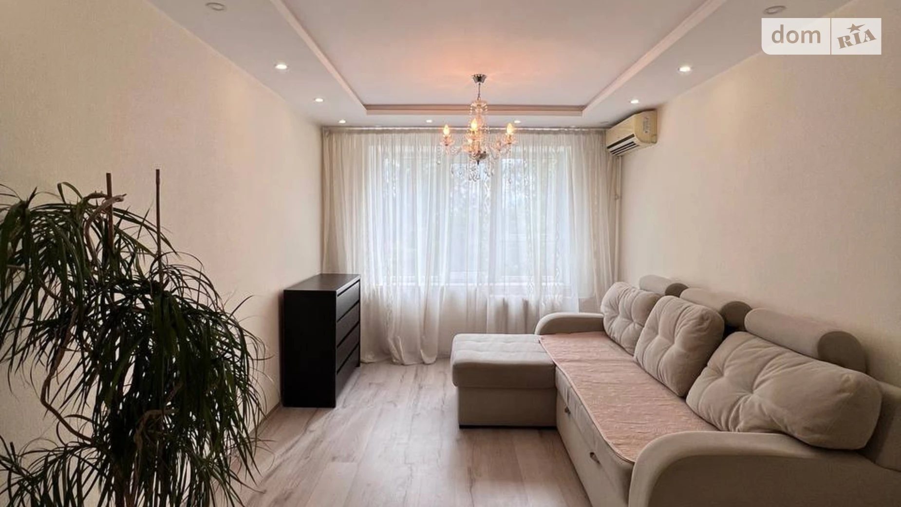 Продается 3-комнатная квартира 57.2 кв. м в Днепре, ул. Набережная Победы, 78 - фото 2