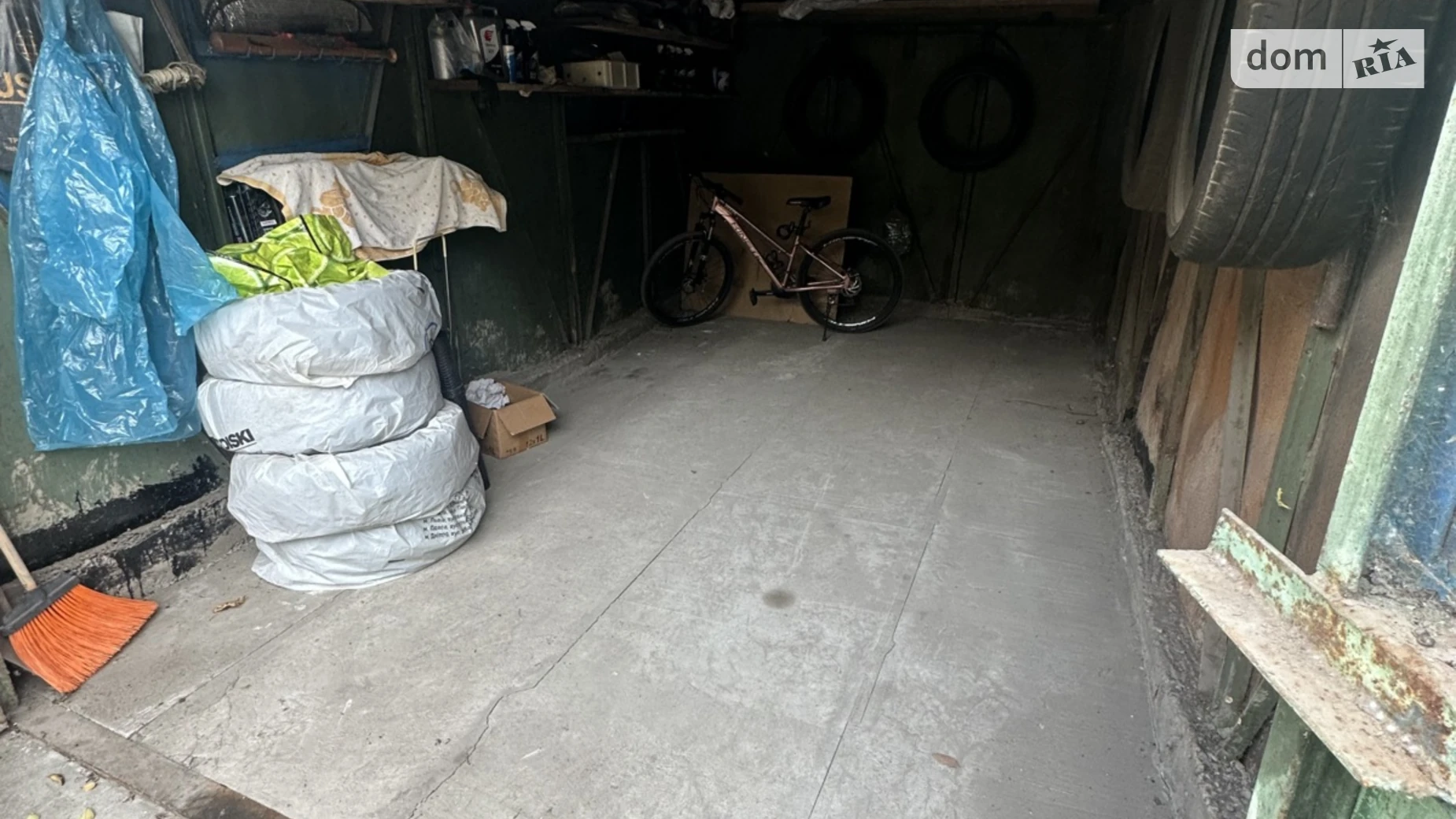 Продается отдельно стоящий гараж под легковое авто на 15 кв. м, цена: 90000 грн - фото 4