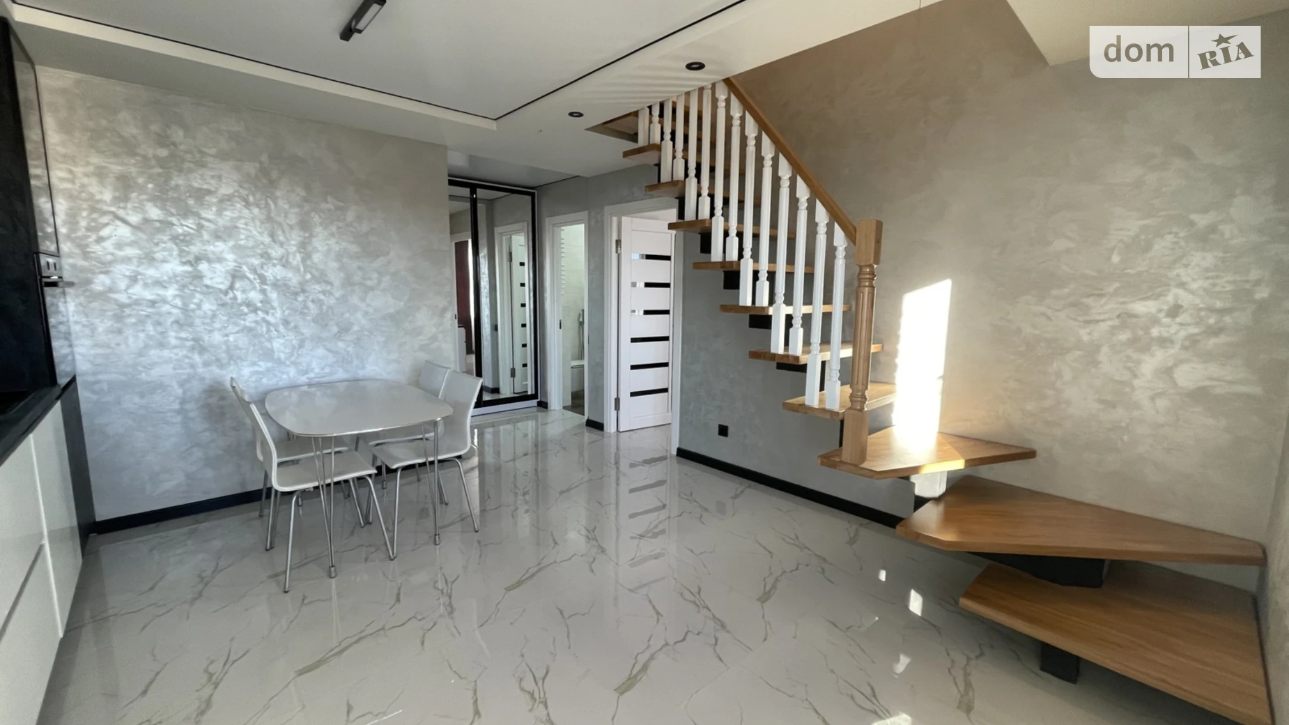 3-комнатная квартира 90 кв. м в Тернополе, ул. Лепкого Богдана, 8А - фото 3