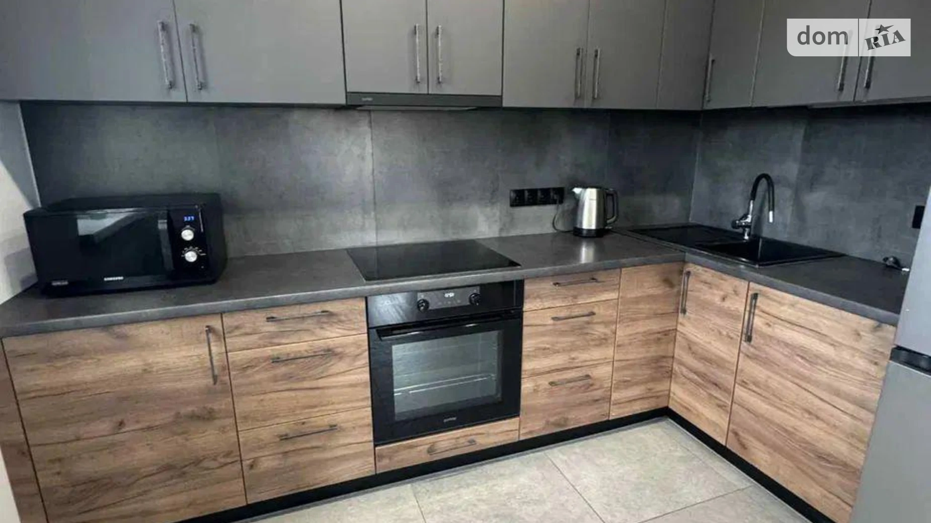 Продается 2-комнатная квартира 56 кв. м в Ужгороде, ул. Владимира Лендьела(Василия Докучаева), 17 - фото 2