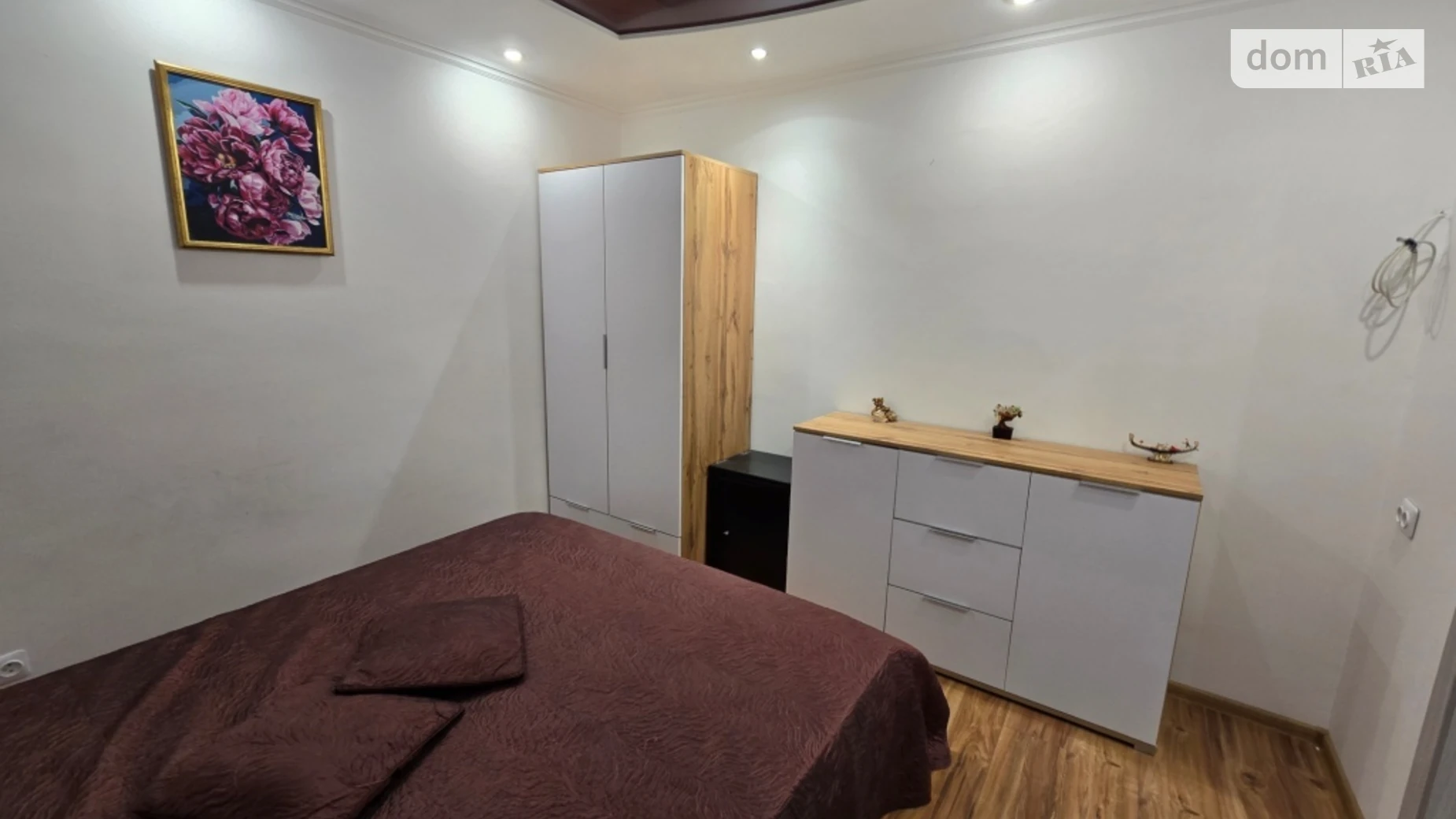 Продається 3-кімнатна квартира 81.5 кв. м у Мукачеві, вул. Росвигівська - фото 2