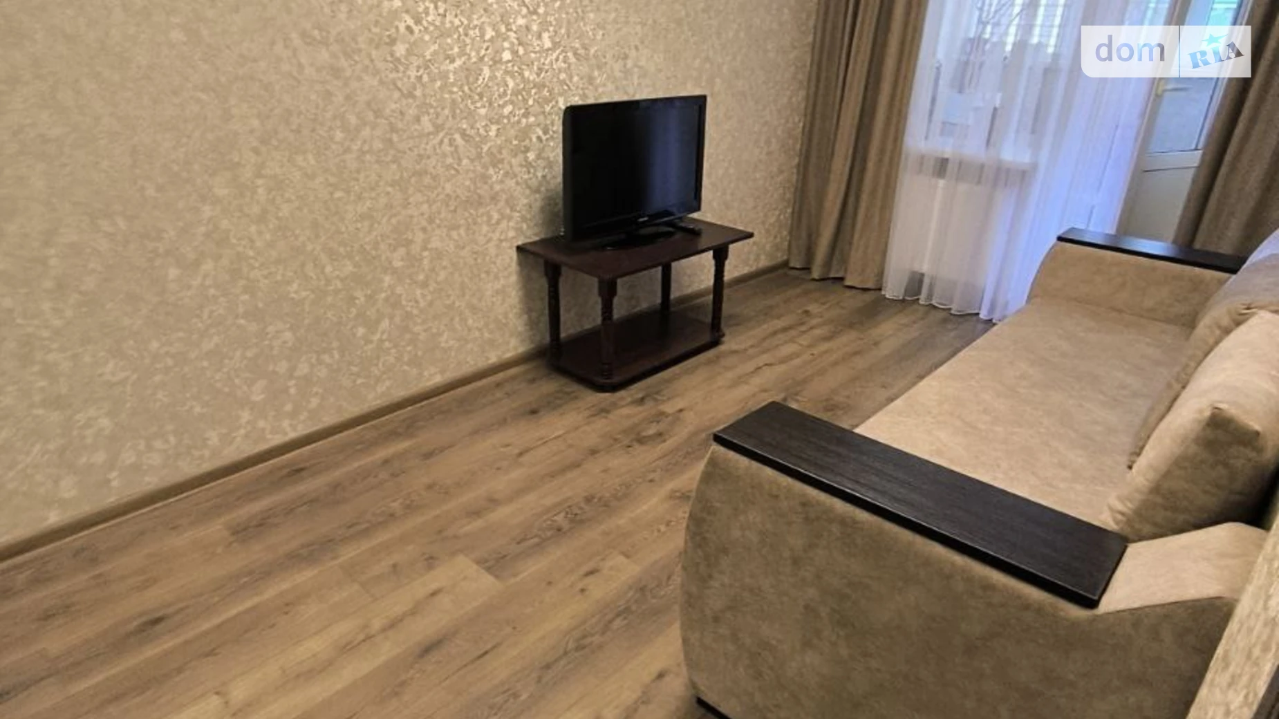 Продается 1-комнатная квартира 31.2 кв. м в Софиевской Борщаговке, ул. Соборная, 105/1 - фото 2