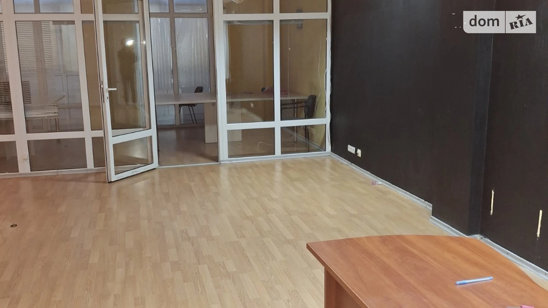 Сдается в аренду офис 66.1 кв. м в бизнес-центре, цена: 11250 грн - фото 2